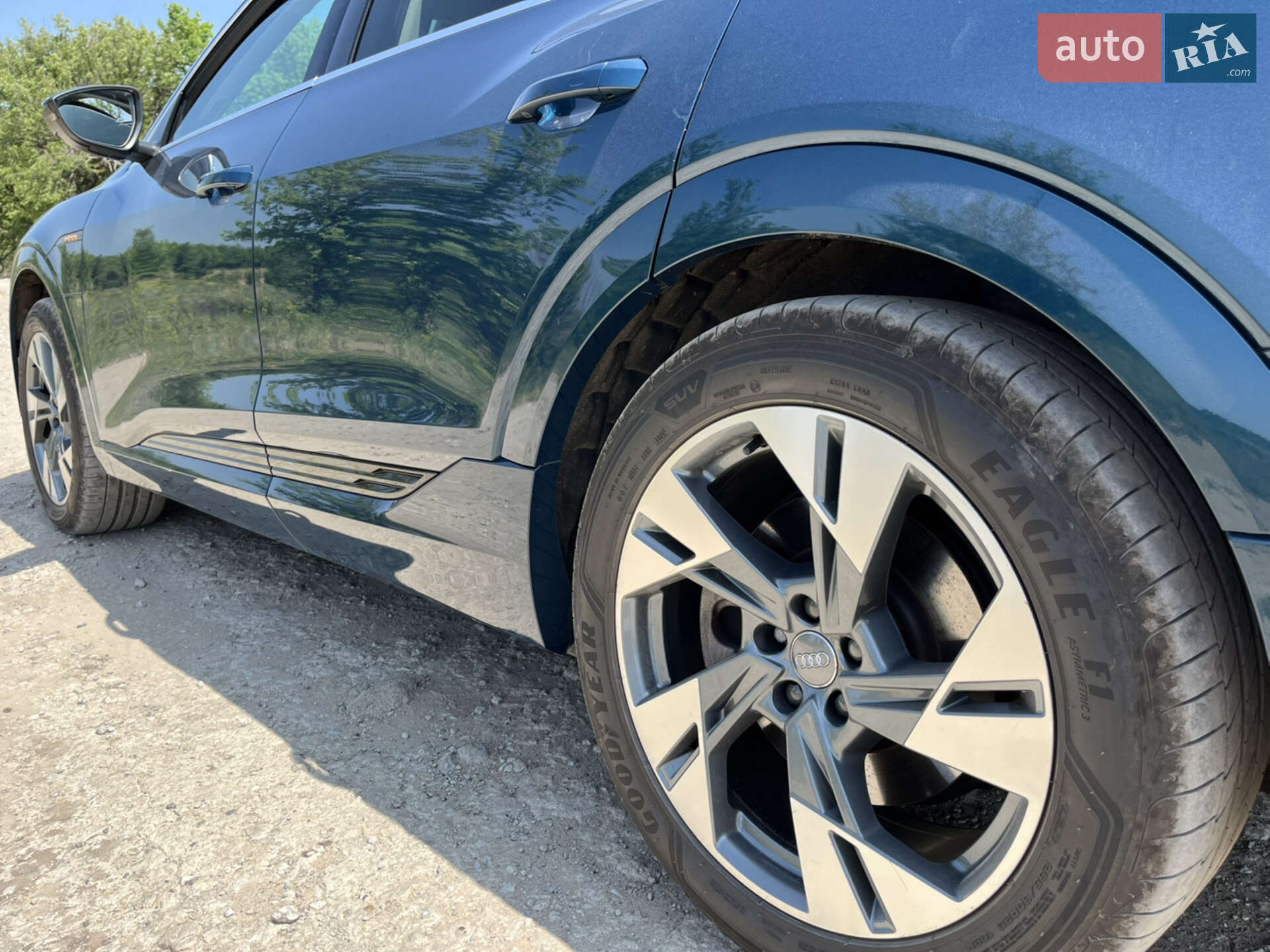Audi e-tron 2019 VIN WAUZZZGE5LB016512 фото оголошення 48 з 130