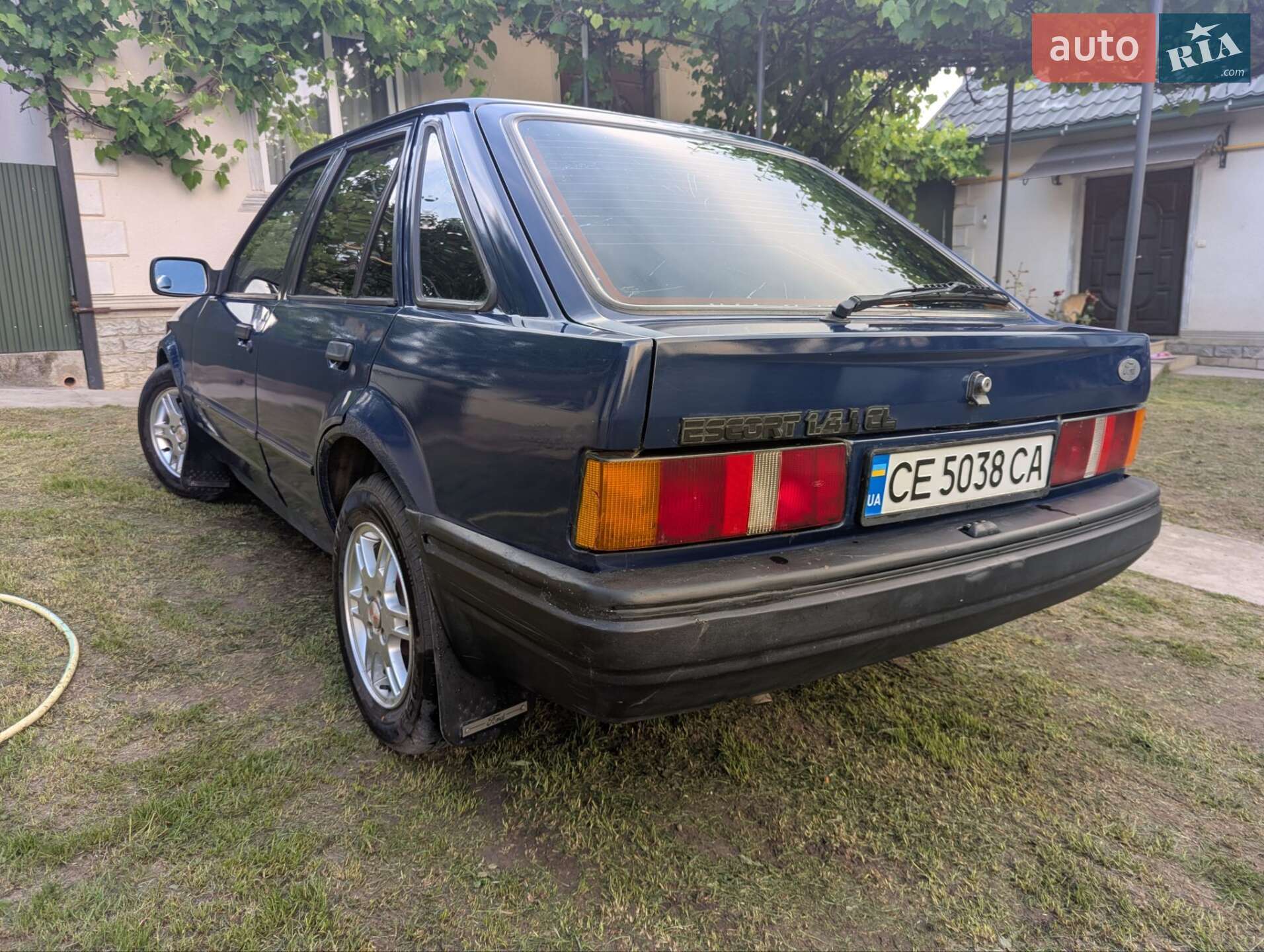 Ford Escort 1988 VIN WF0AXXGCAAJB58292 фото оголошення 43 з 66