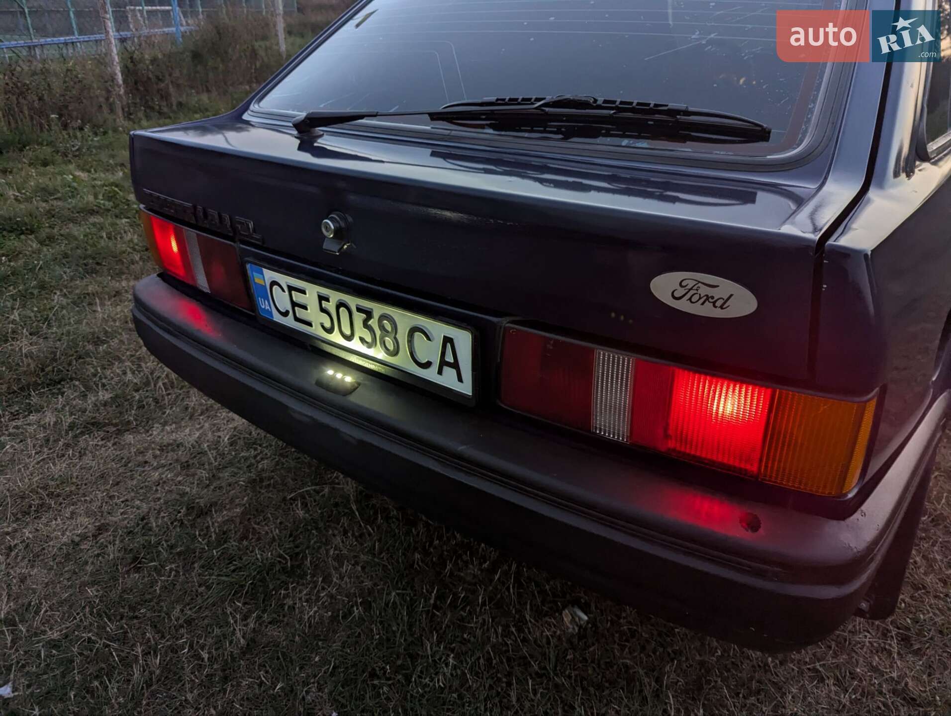 Ford Escort 1988 VIN WF0AXXGCAAJB58292 фото оголошення 60 з 66