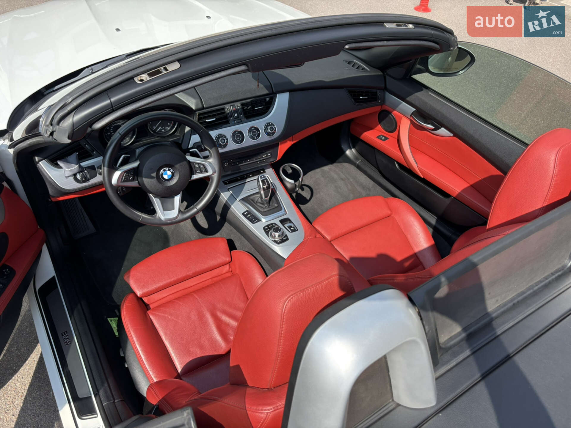 BMW Z4 2016 VIN WBALM7C56G5B60169 фото оголошення 3 з 4