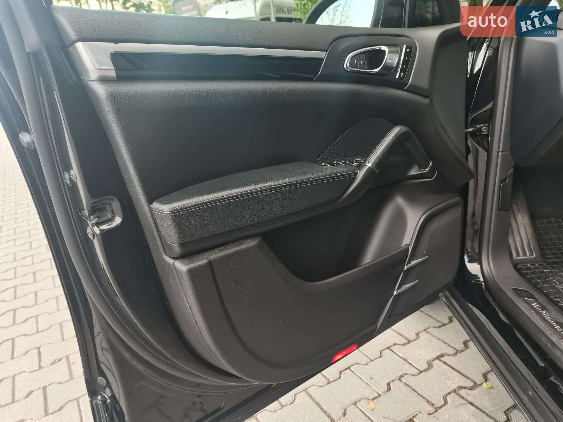 Porsche Cayenne 2014 VIN WP1ZZZ92ZELA42184 фото оголошення 18 з 40