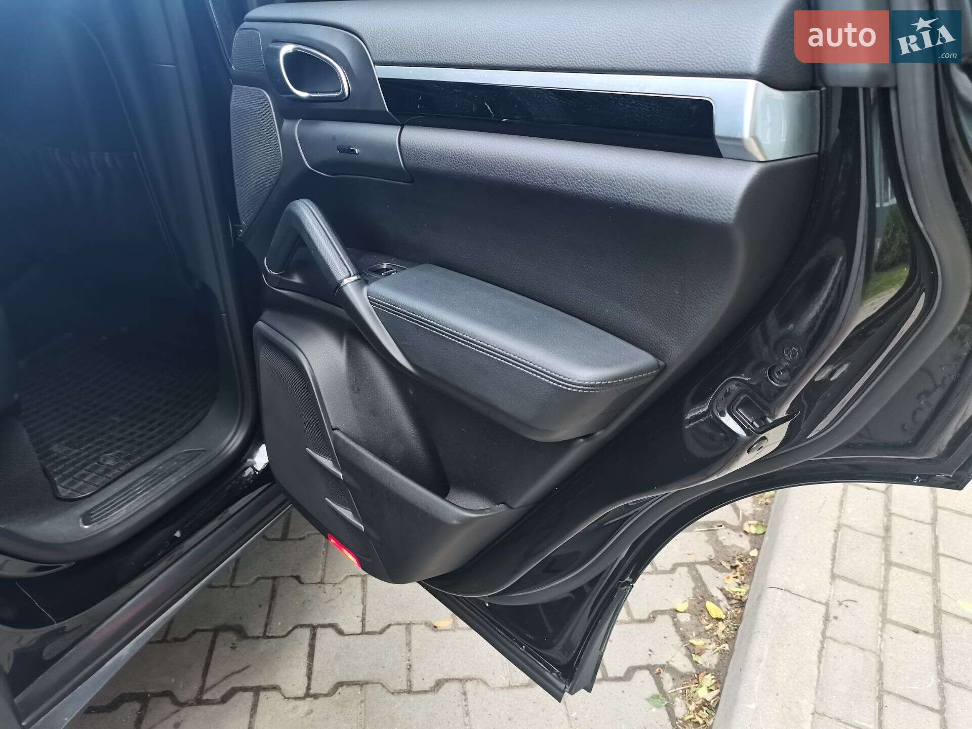 Porsche Cayenne 2014 VIN WP1ZZZ92ZELA42184 фото оголошення 32 з 40
