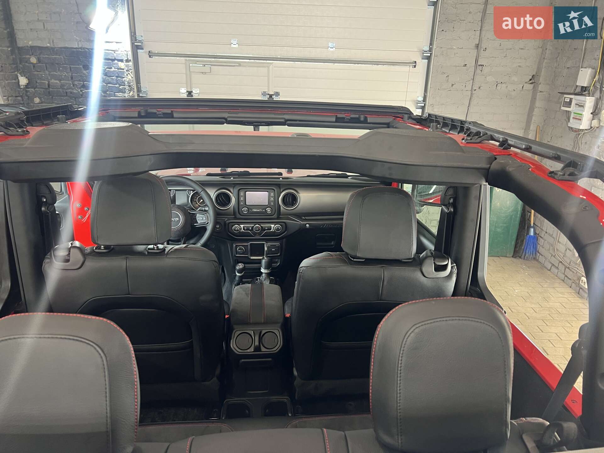 Jeep Wrangler 2021 VIN 1C4GJXAN5MW737597 фото оголошення 8 з 8