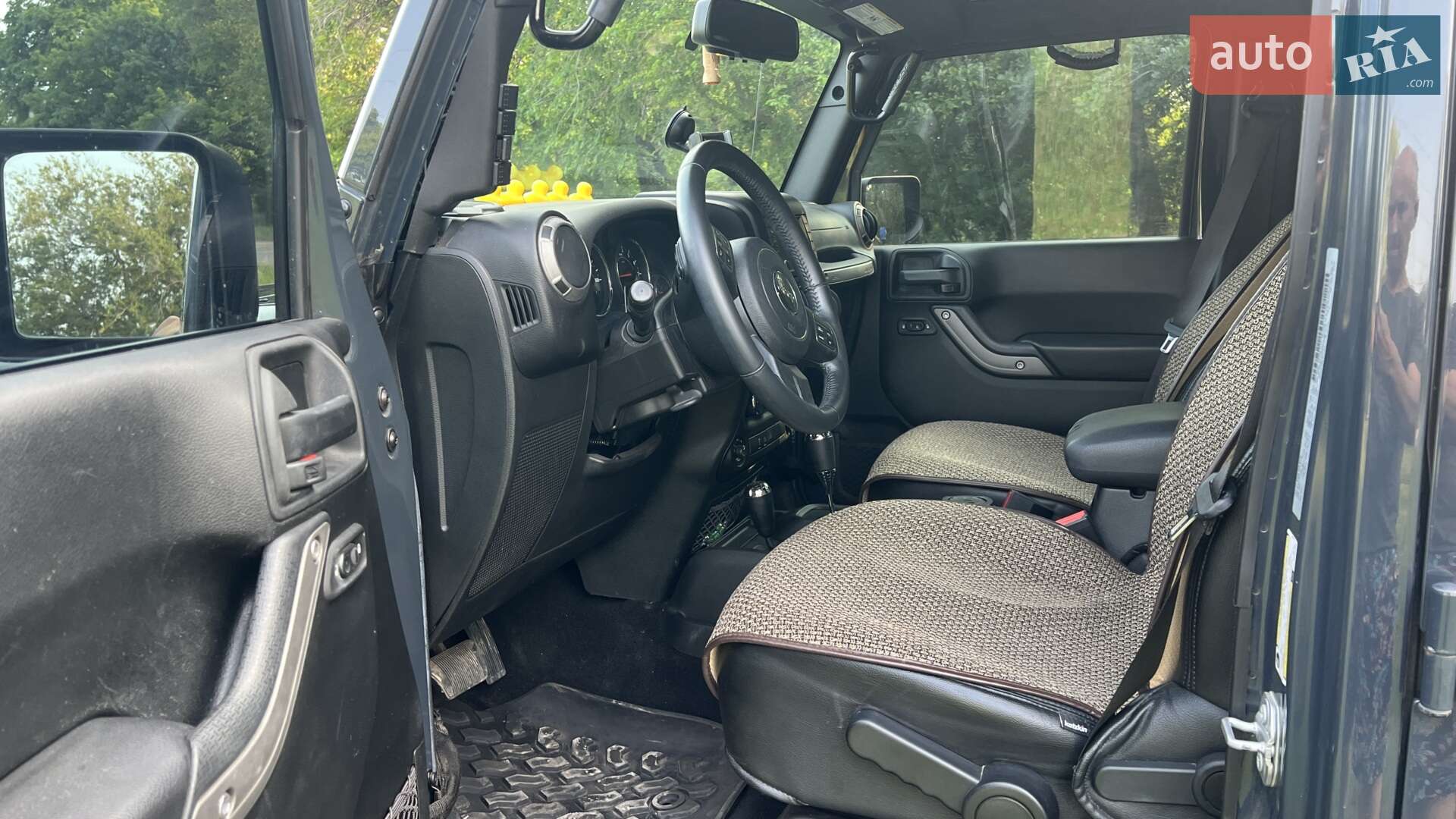Jeep Wrangler 2016 VIN 1C4BJWDG8HL536690 фото оголошення 28 з 59