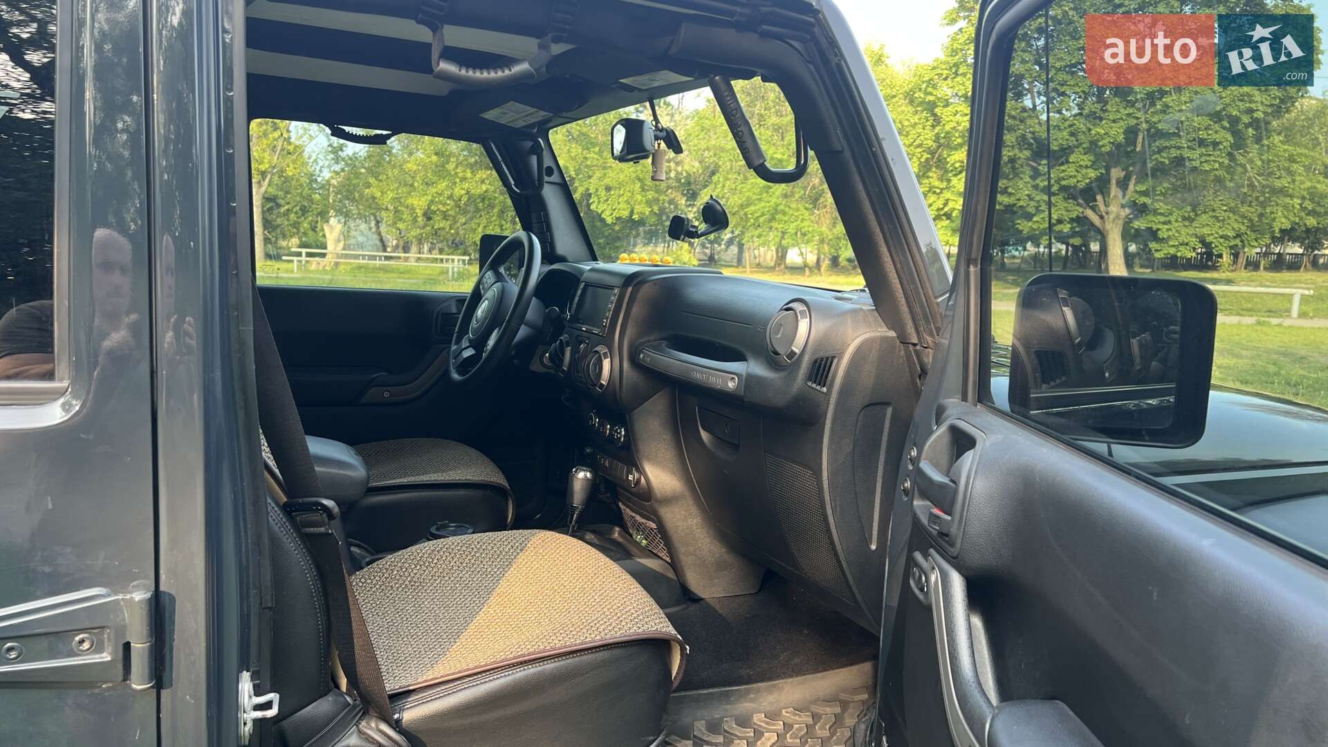 Jeep Wrangler 2016 VIN 1C4BJWDG8HL536690 фото оголошення 37 з 59