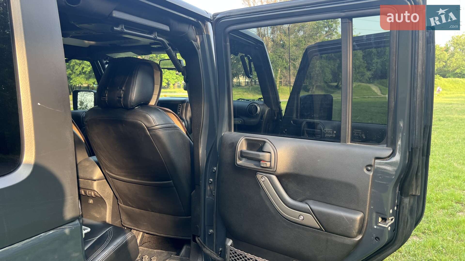 Jeep Wrangler 2016 VIN 1C4BJWDG8HL536690 фото оголошення 40 з 59