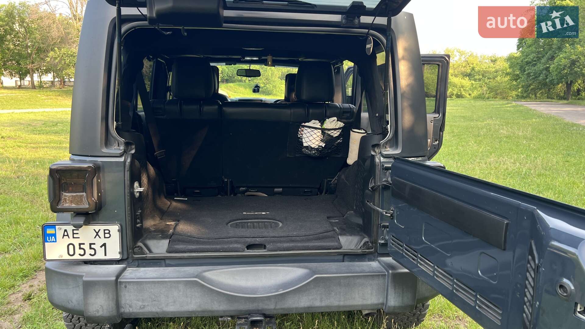 Jeep Wrangler 2016 VIN 1C4BJWDG8HL536690 фото оголошення 41 з 59