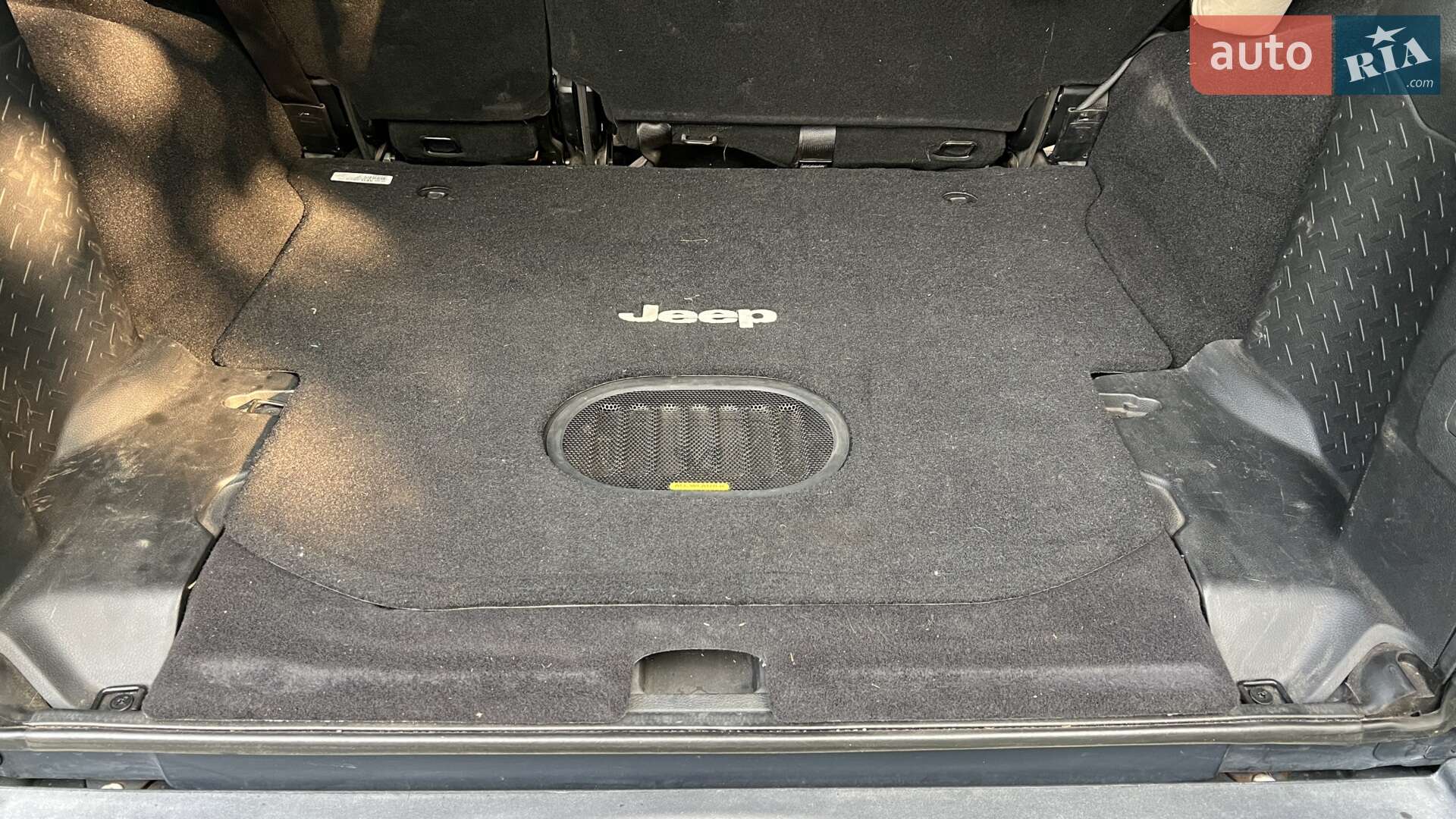 Jeep Wrangler 2016 VIN 1C4BJWDG8HL536690 фото оголошення 44 з 59