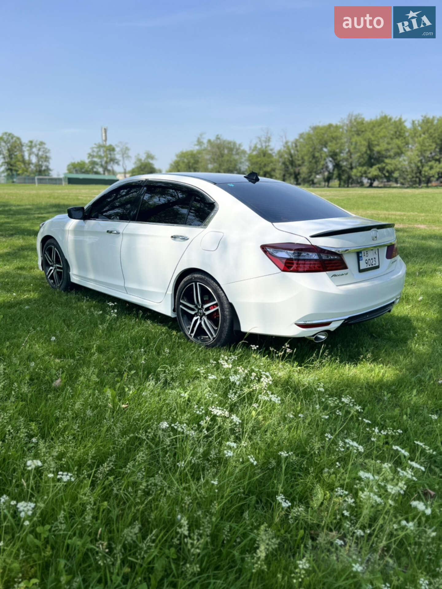 Honda Accord 2016 VIN 1HGCR2F58GA239741 фото оголошення 7 з 43