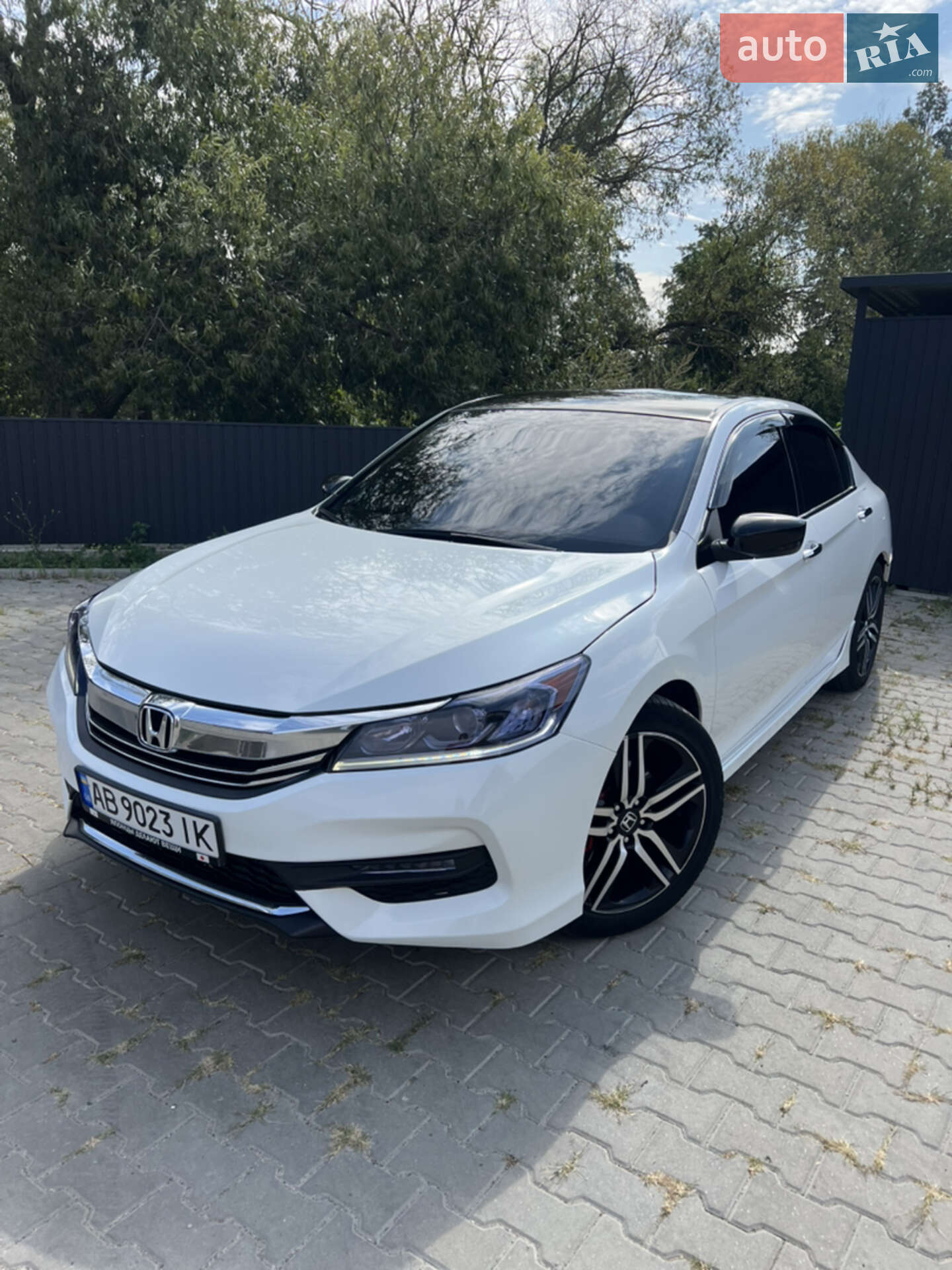 Honda Accord 2016 VIN 1HGCR2F58GA239741 фото оголошення 27 з 43