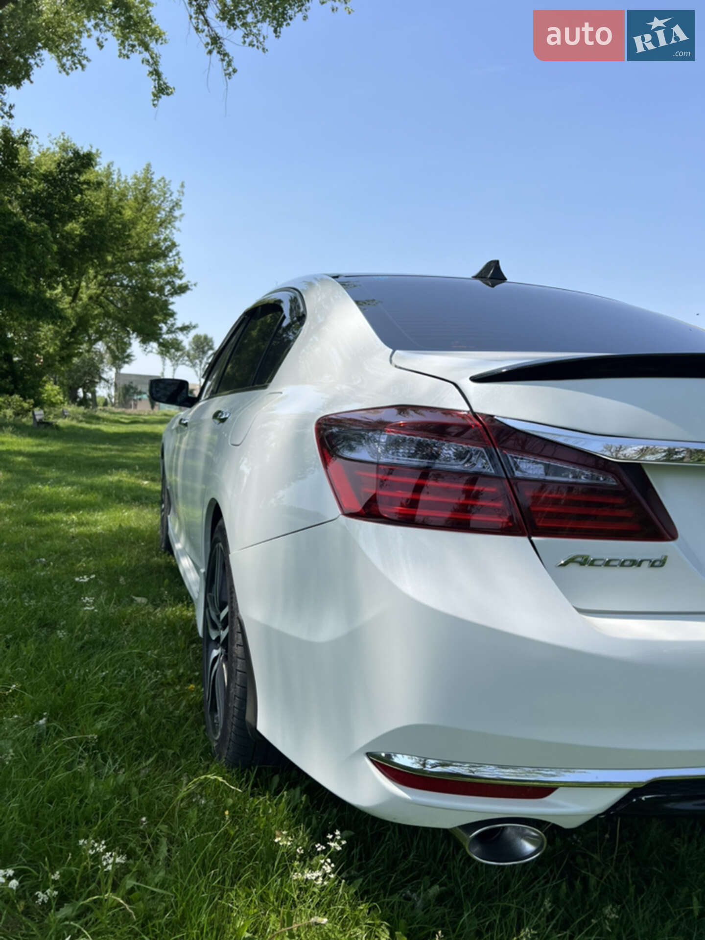 Honda Accord 2016 VIN 1HGCR2F58GA239741 фото оголошення 32 з 43
