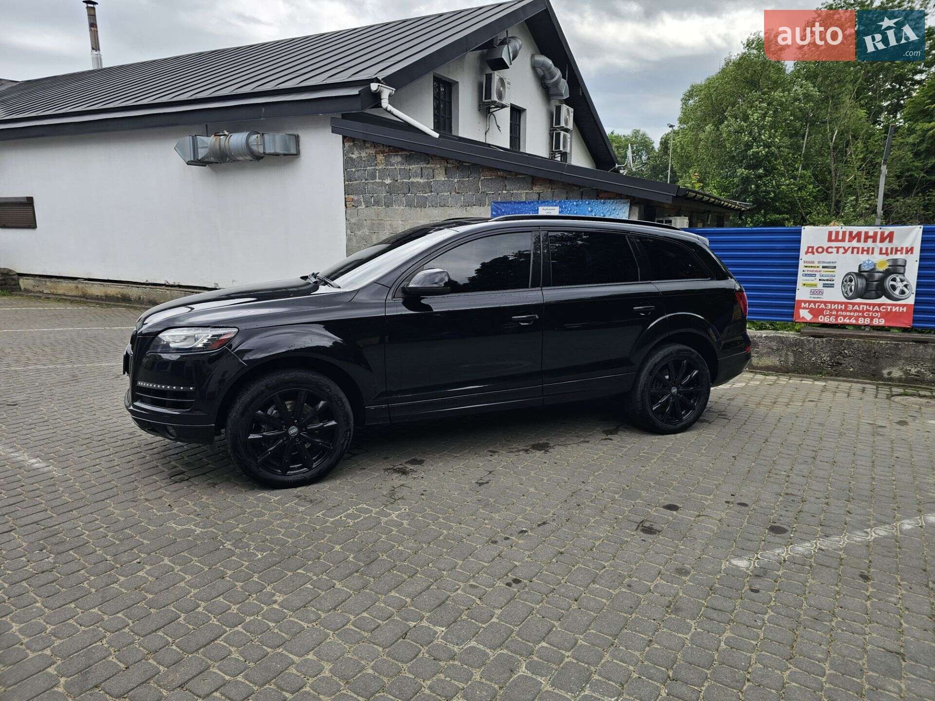 Audi Q7 2013 VIN WA1VMAFEXDD011695 фото оголошення 4 з 30