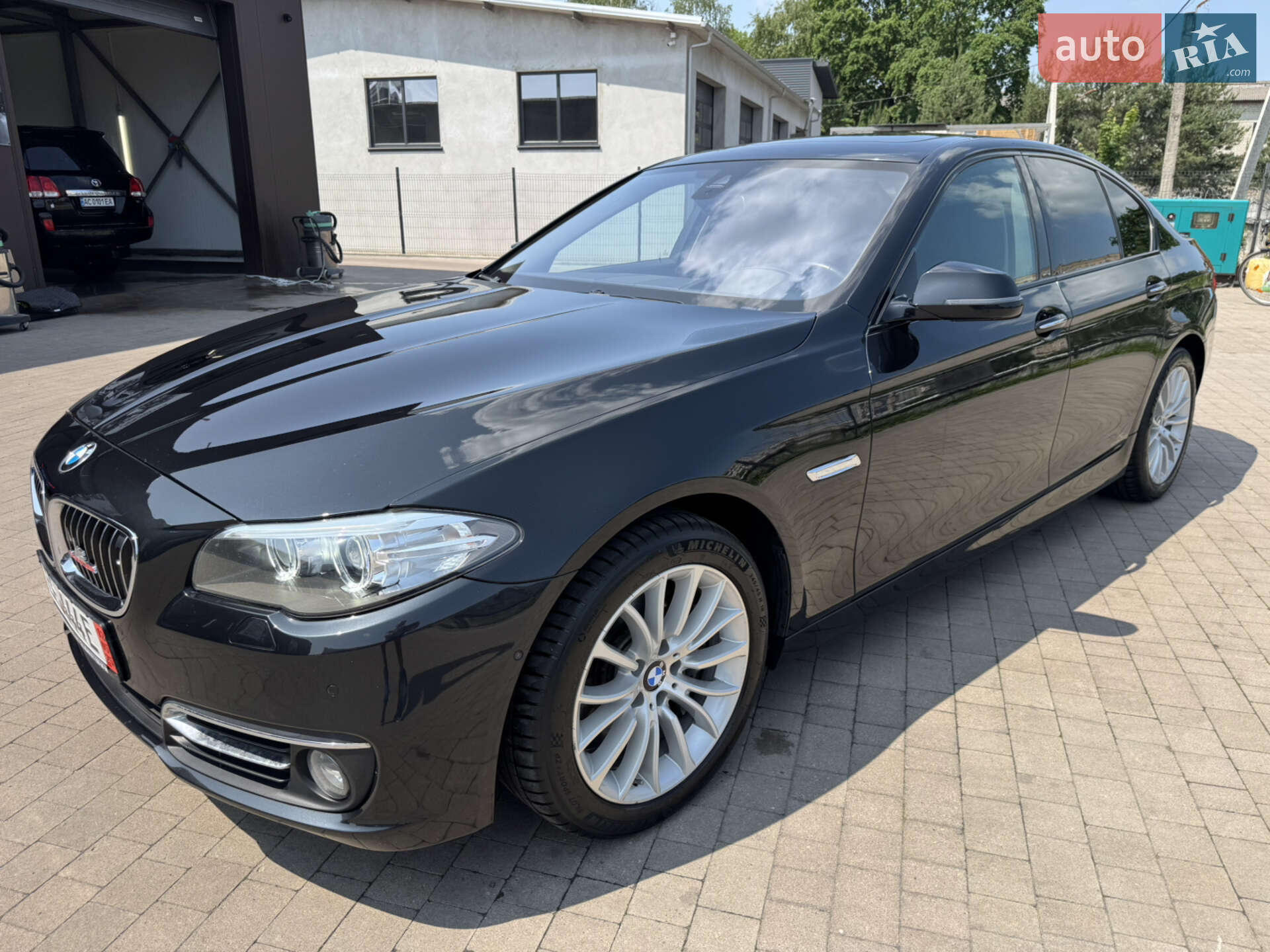BMW 5 Series 2015 VIN WBA5D71020G248966 фото оголошення 16 з 76
