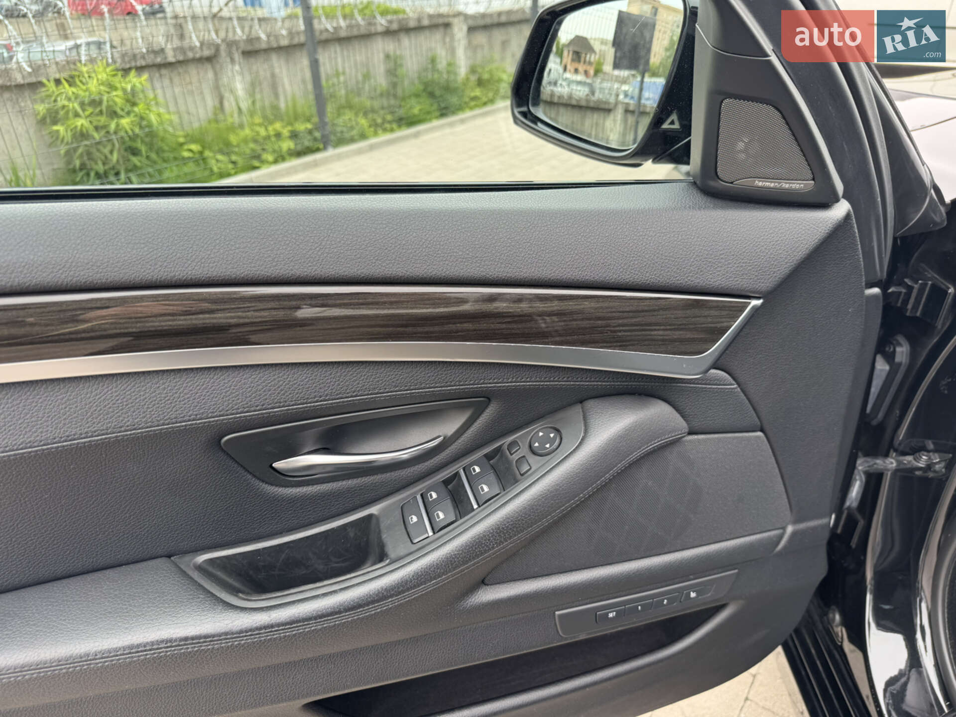 BMW 5 Series 2015 VIN WBA5D71020G248966 фото оголошення 63 з 76