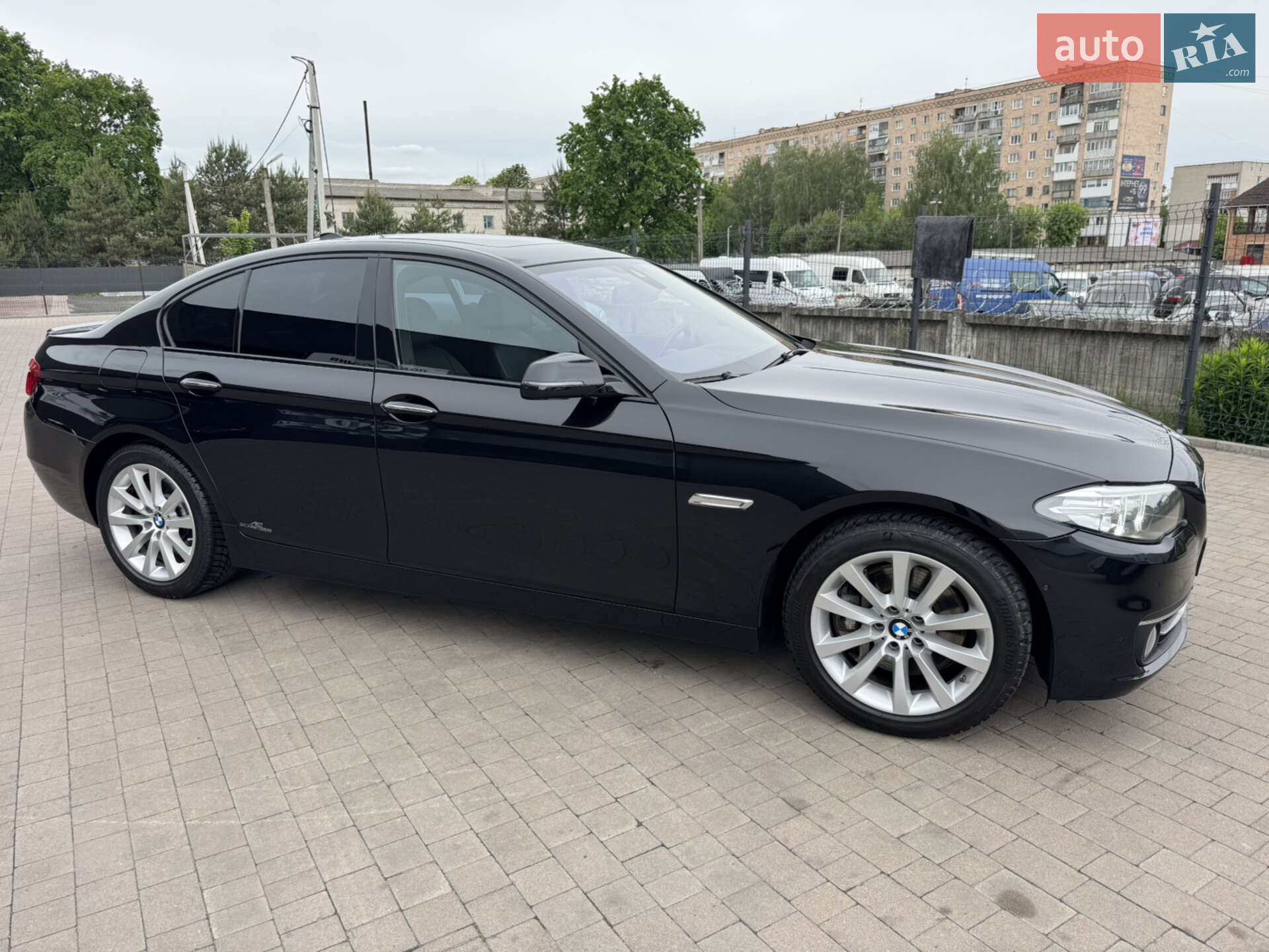 BMW 5 Series 2015 VIN WBA5D71020G248966 фото оголошення 33 з 76