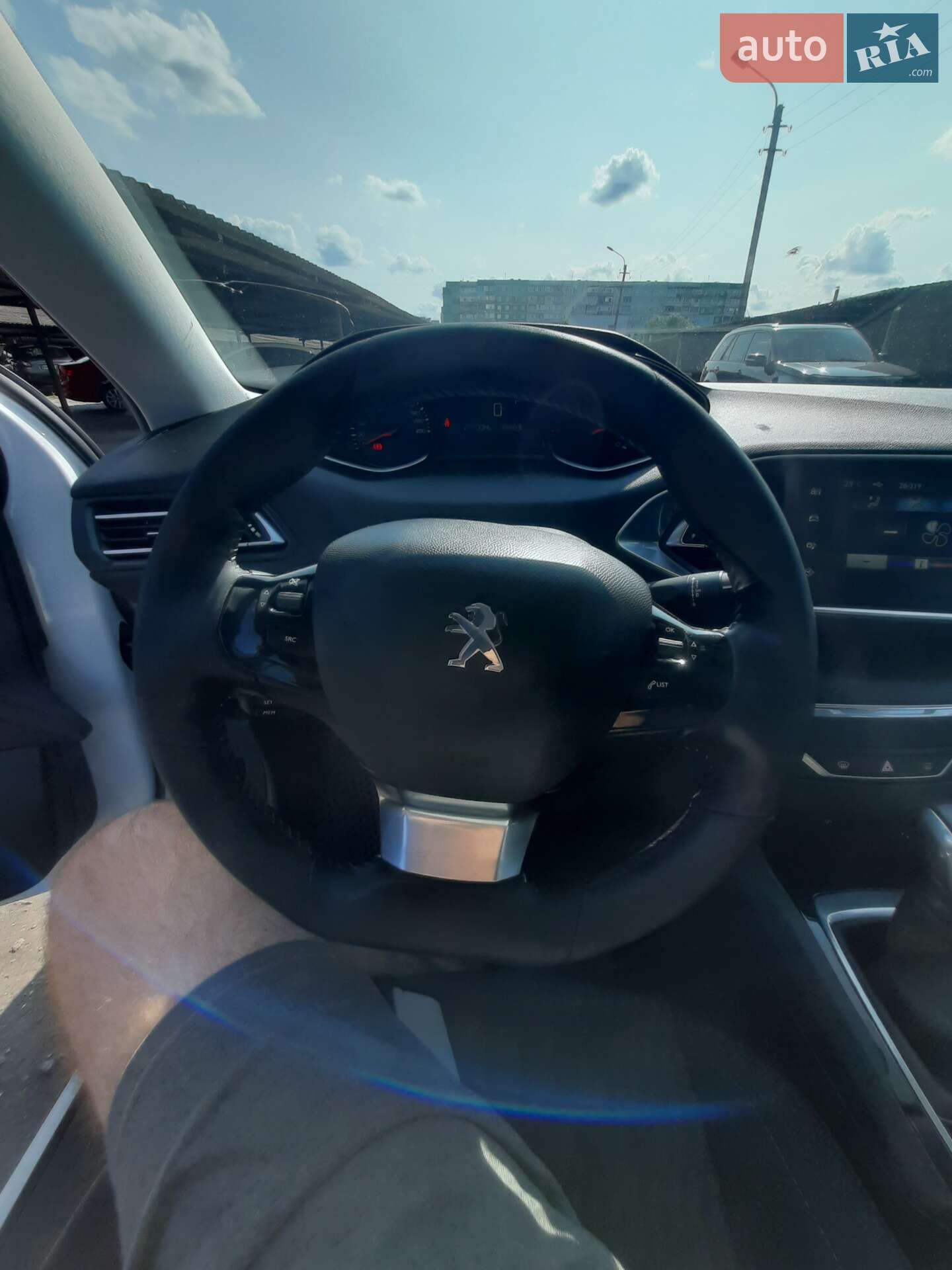 Peugeot 308 2015 VIN VF3LCBHZWFS175733 фото оголошення 5 з 39