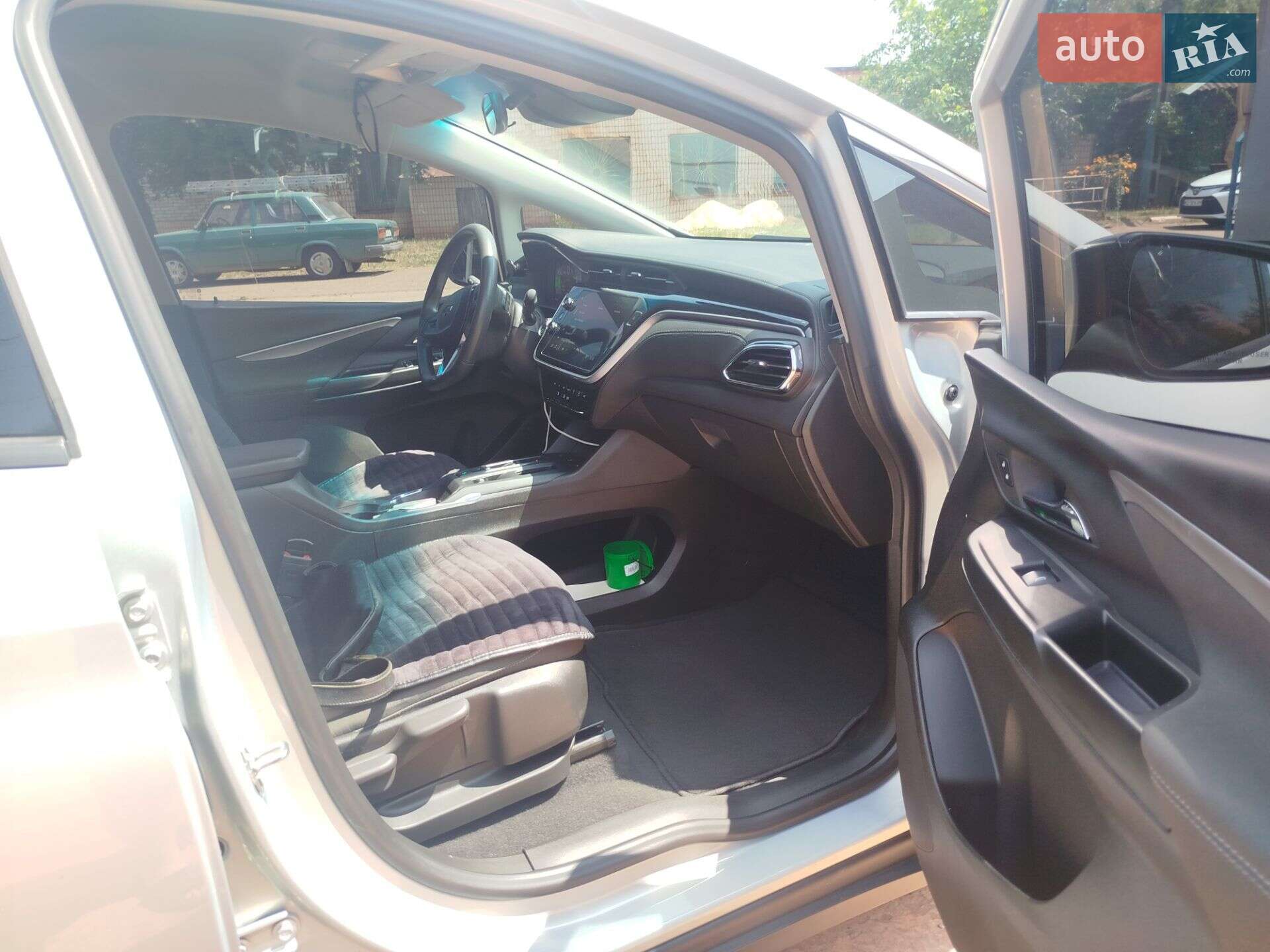 Chevrolet Bolt EV 2023 VIN 1G1FW6S08P4168702 фото оголошення 8 з 15