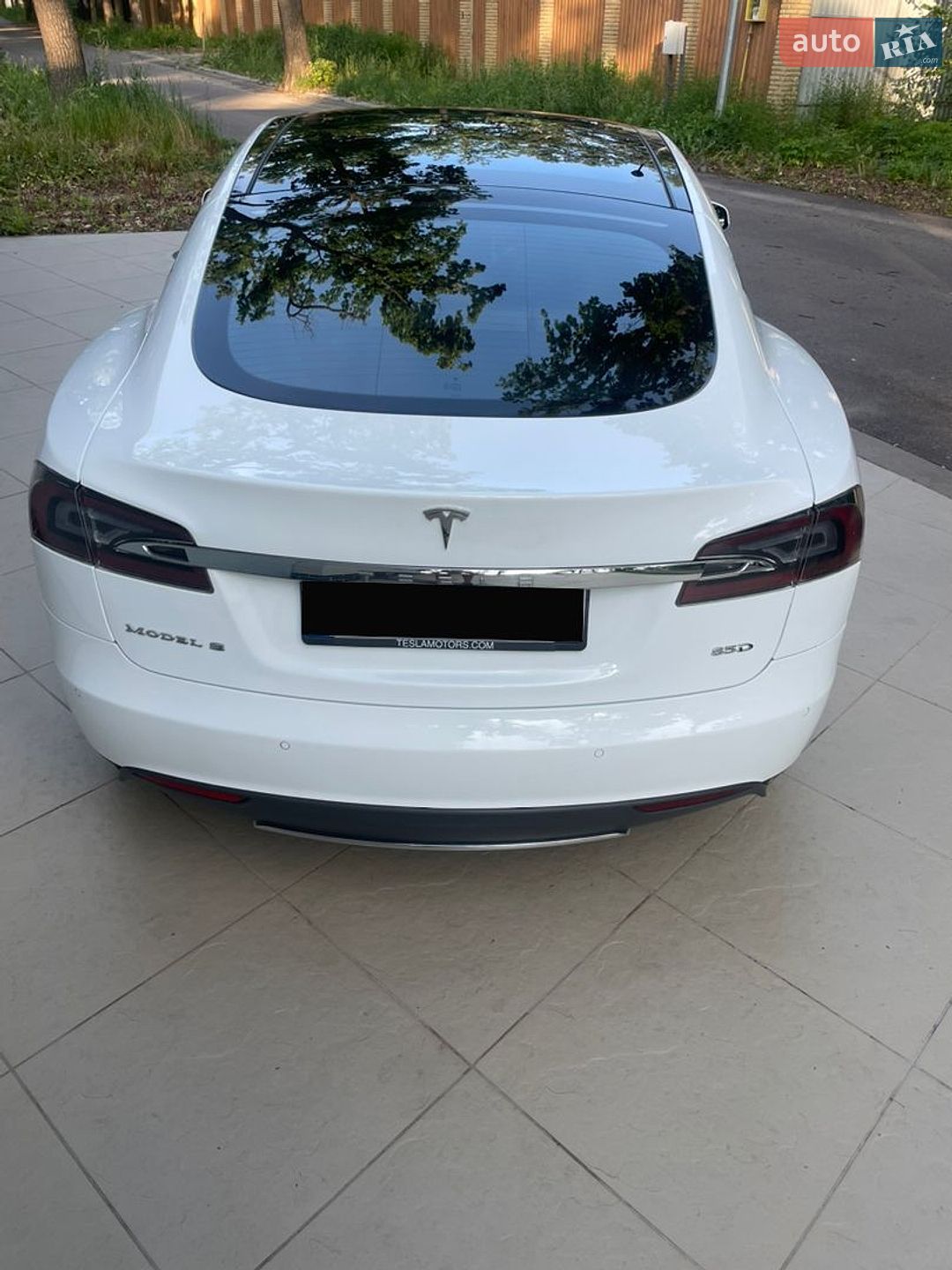 Tesla Model S 2016 VIN 5YJSA7E20GF126850 фото оголошення 2 з 27