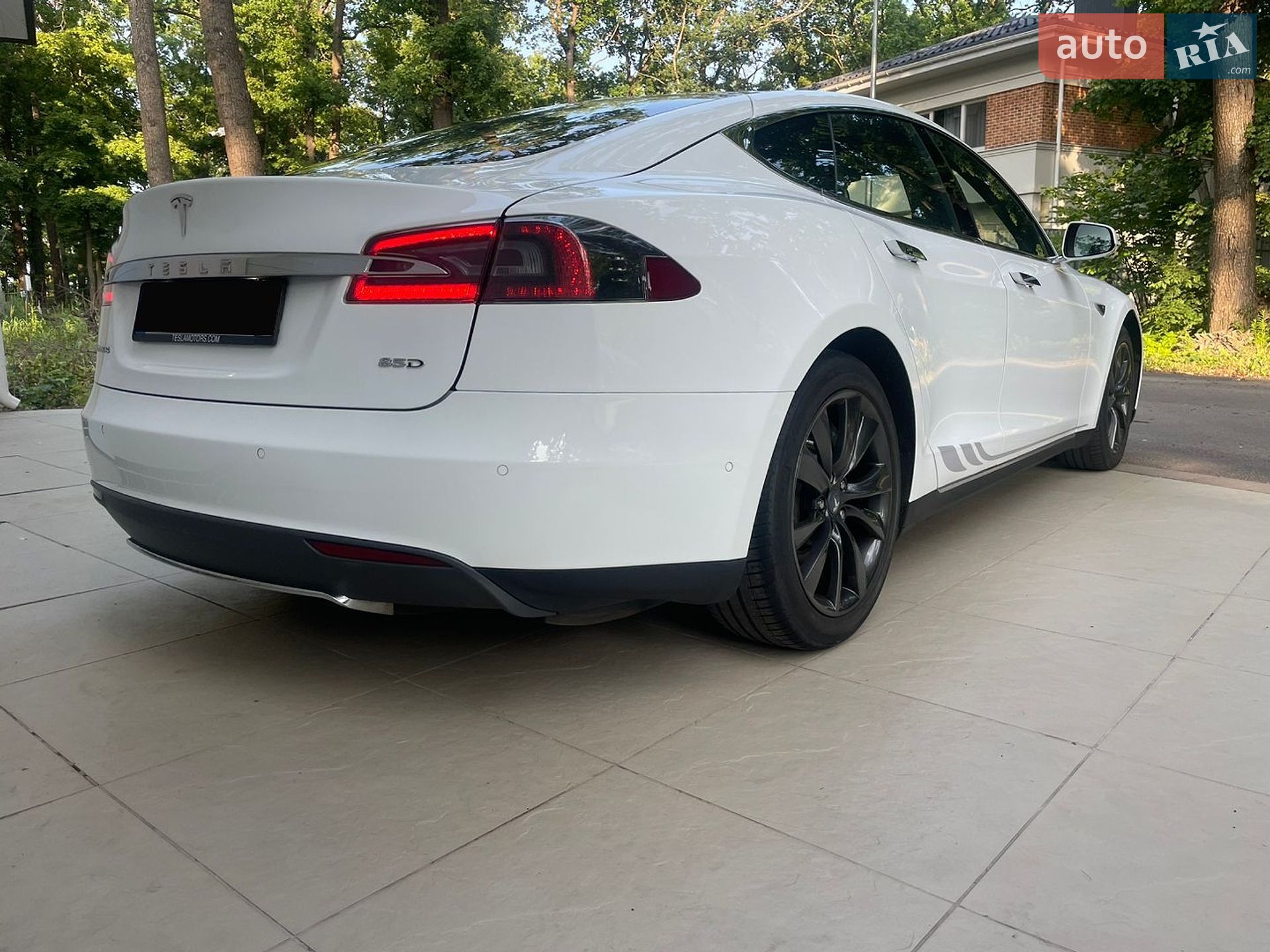 Tesla Model S 2016 VIN 5YJSA7E20GF126850 фото оголошення 7 з 27