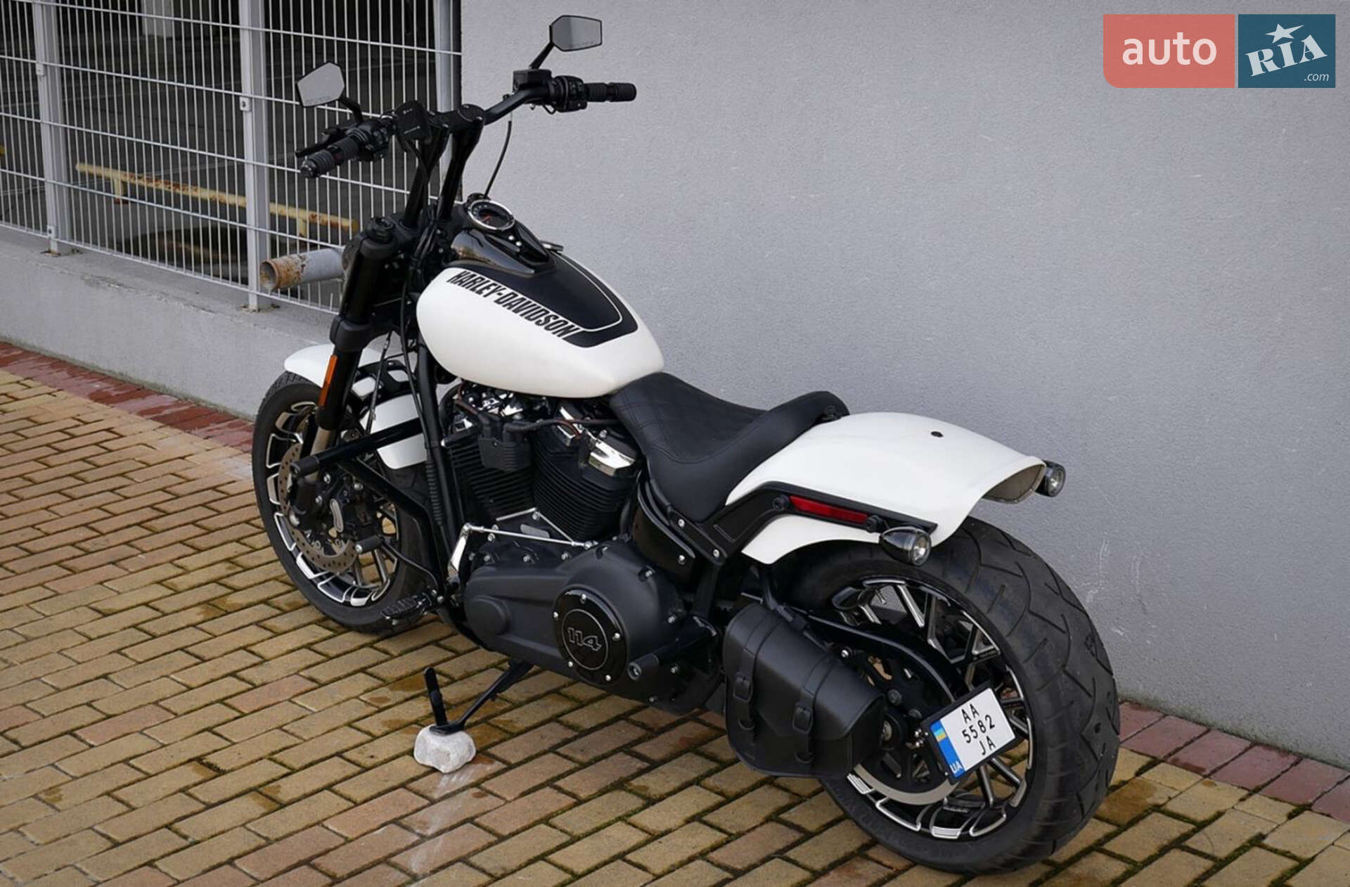 Harley-Davidson Fat Bob 2018 VIN 1HD1YLK36JC061776 фото оголошення 4 з 34