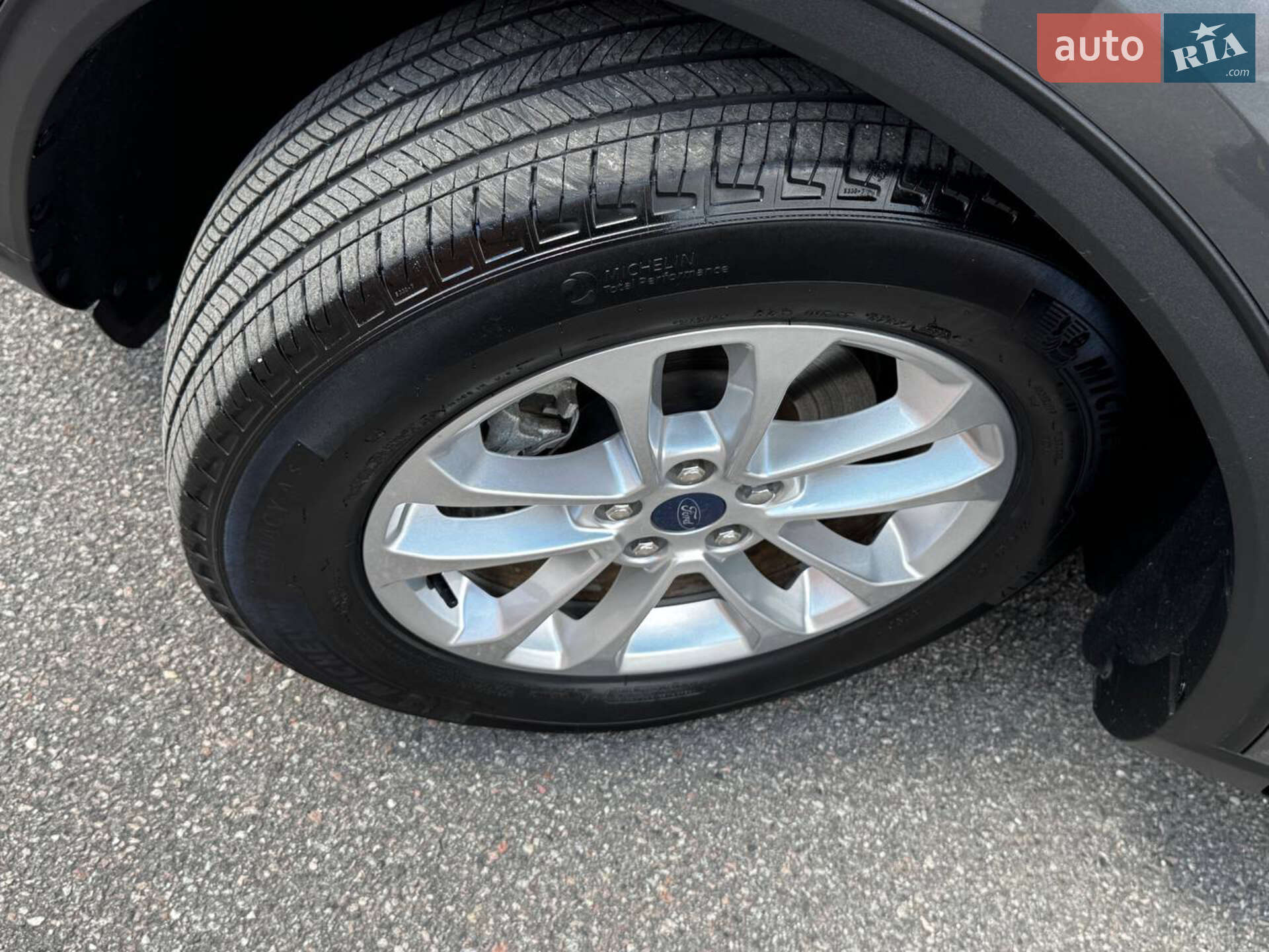 Ford Escape 2022 VIN 1FMCU0BZXNUA21740 фото оголошення 5 з 26