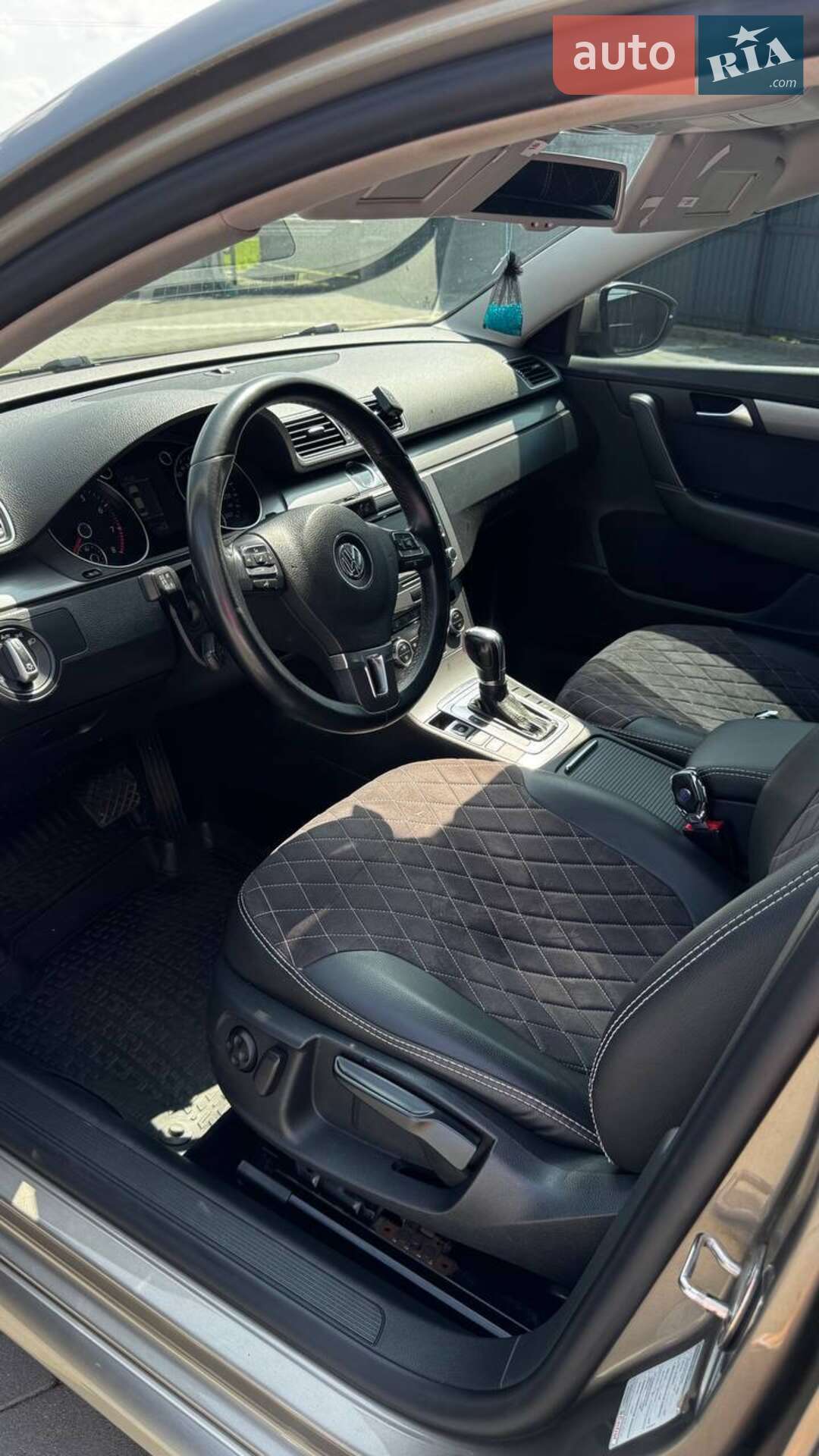 VOLKSWAGEN PASSAT 2013 VIN WVWZZZ3CZDP031050 фото оголошення 9 з 22