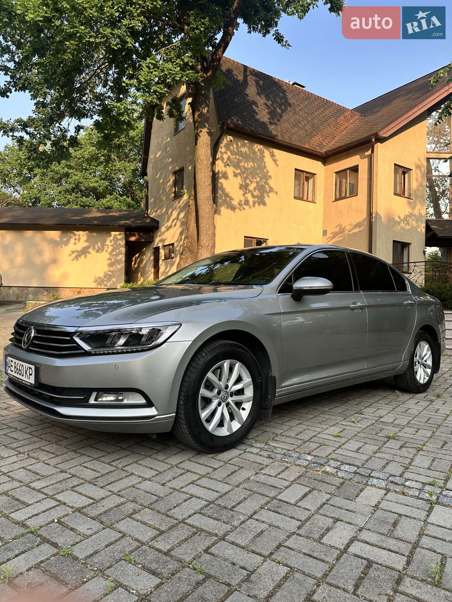 Volkswagen Passat 2017 VIN WVWZZZ3CZHE176742 фото оголошення 2 з 24