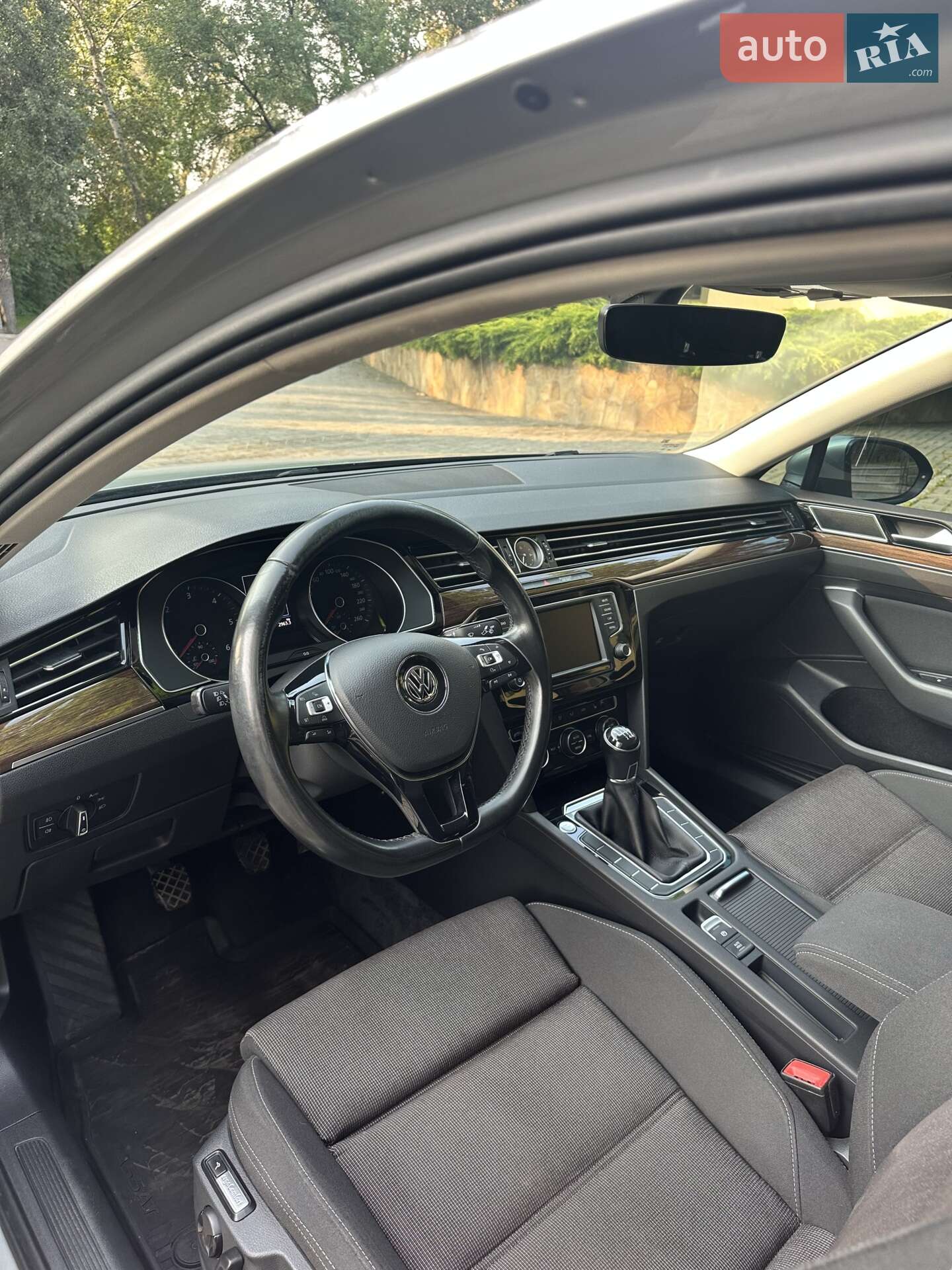 Volkswagen Passat 2017 VIN WVWZZZ3CZHE176742 фото оголошення 17 з 24