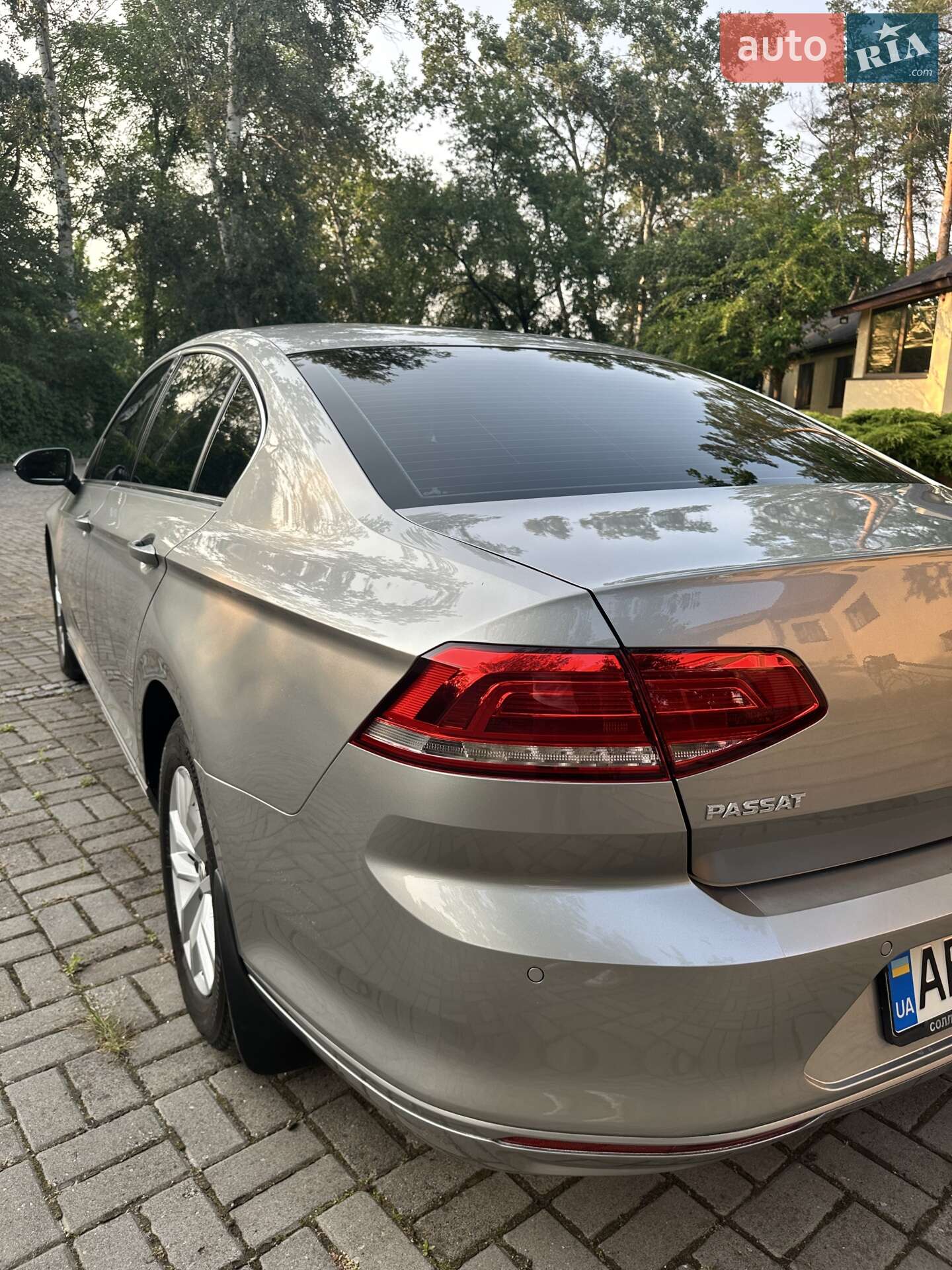 Volkswagen Passat 2017 VIN WVWZZZ3CZHE176742 фото оголошення 15 з 24
