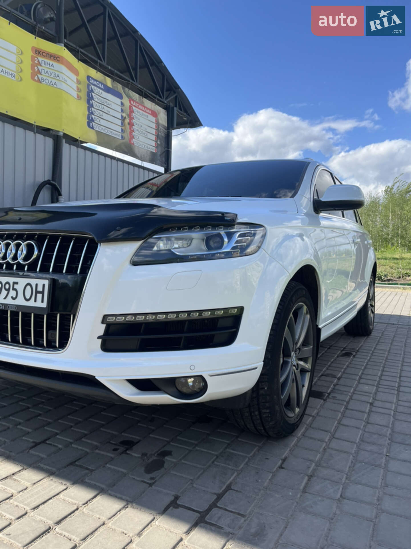 Audi Q7 2011 VIN WA1LGAFE5BD009266 фото оголошення 2 з 15