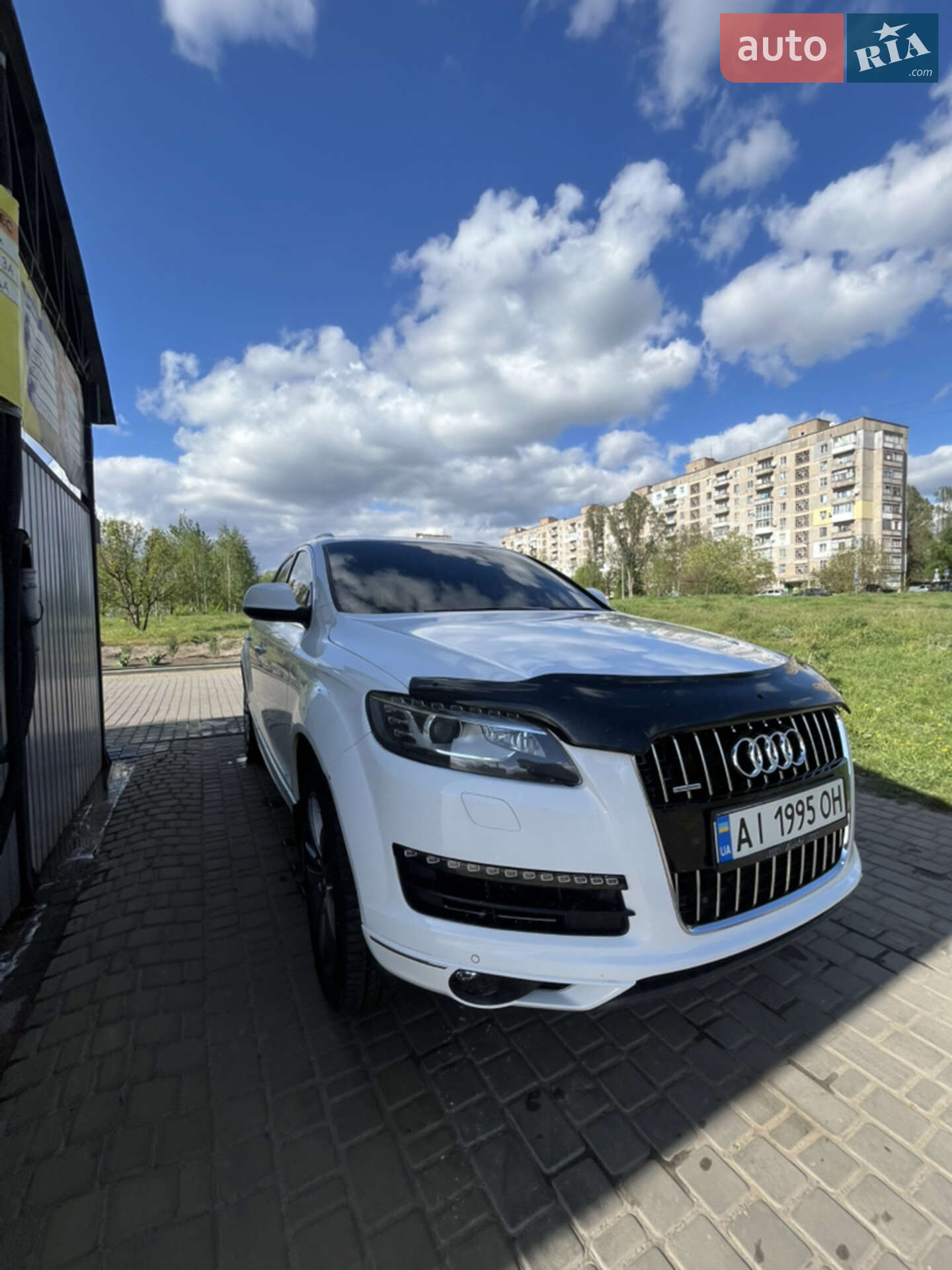 Audi Q7 2011 VIN WA1LGAFE5BD009266 фото оголошення 4 з 15