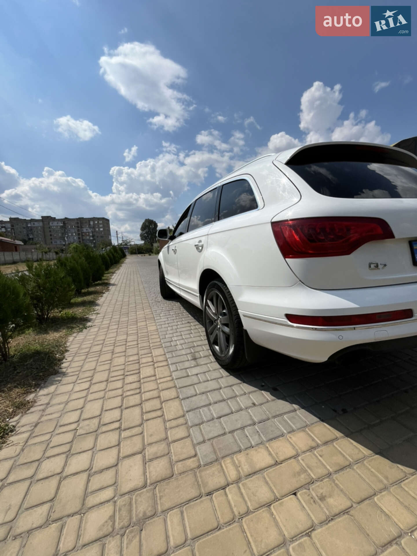 Audi Q7 2011 VIN WA1LGAFE5BD009266 фото оголошення 6 з 15