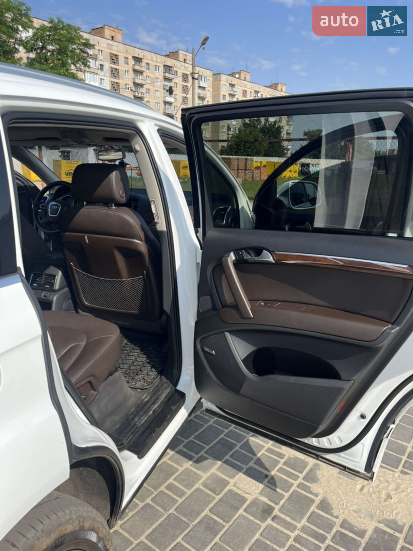 Audi Q7 2011 VIN WA1LGAFE5BD009266 фото оголошення 9 з 15