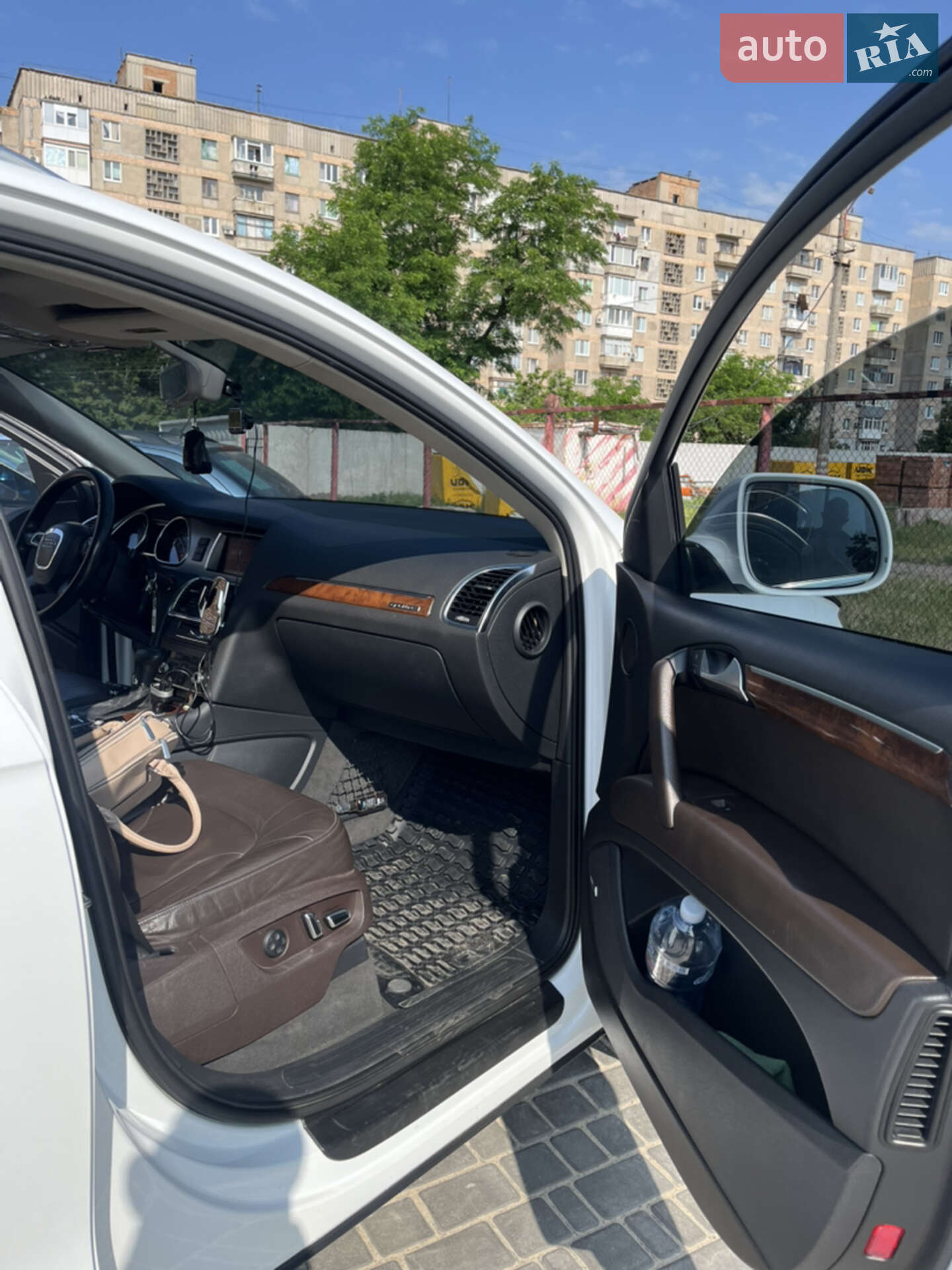 Audi Q7 2011 VIN WA1LGAFE5BD009266 фото оголошення 12 з 15