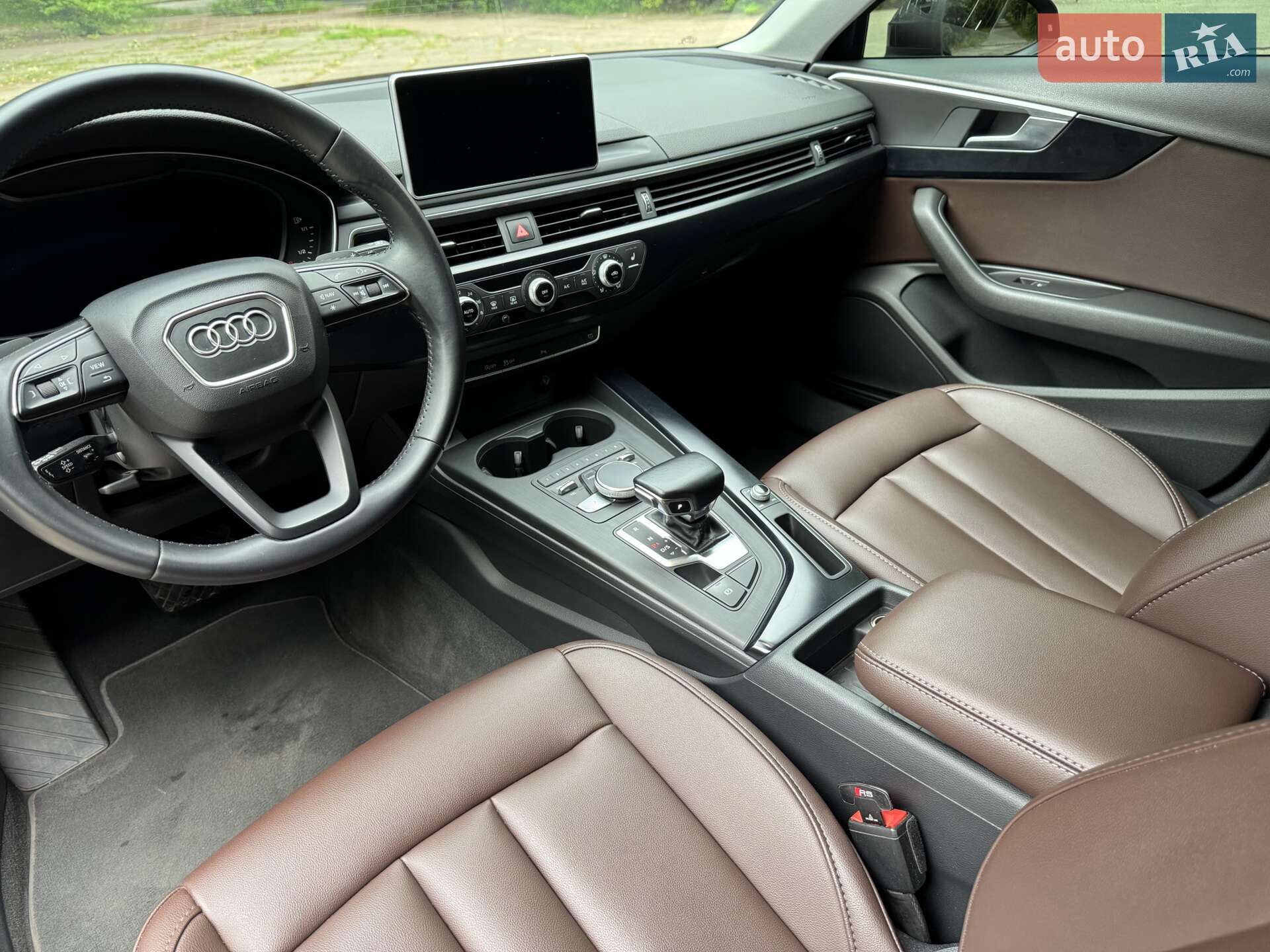 Audi A4 2016 VIN WAUZZZF42HA007949 фото оголошення 28 з 52