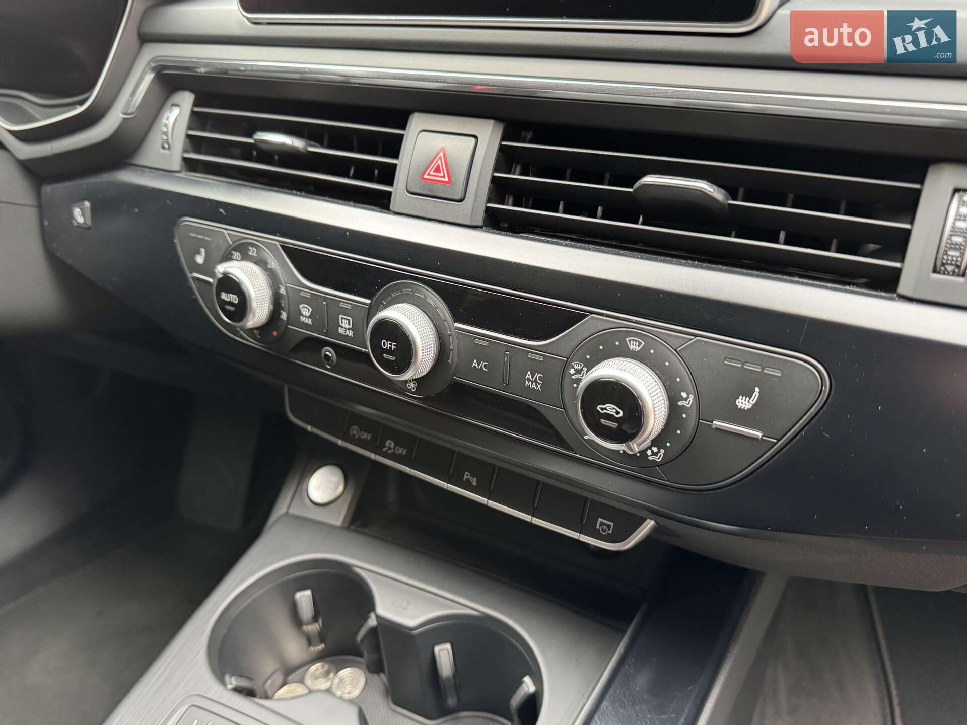 Audi A4 2016 VIN WAUZZZF42HA007949 фото оголошення 31 з 52