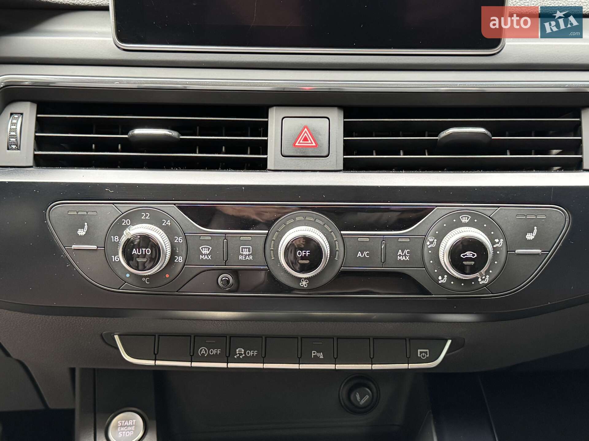 Audi A4 2016 VIN WAUZZZF42HA007949 фото оголошення 43 з 52