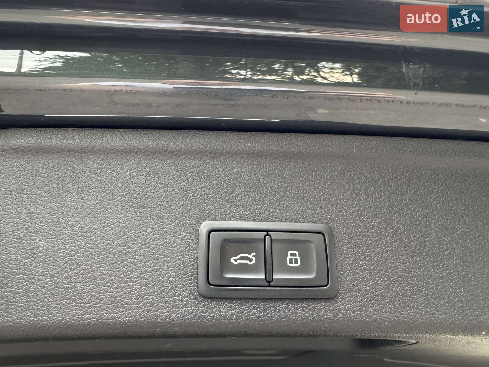 Audi A4 2016 VIN WAUZZZF42HA007949 фото оголошення 51 з 52