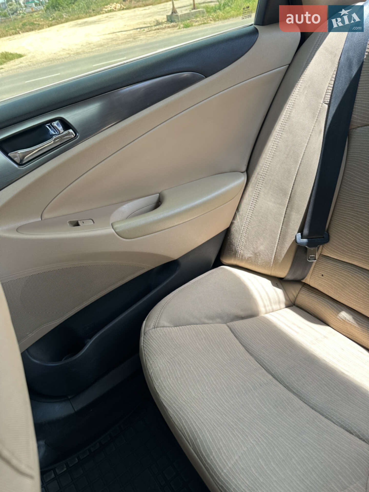 Hyundai Sonata 2012 VIN KMHEC4A41CA031497 фото оголошення 12 з 16
