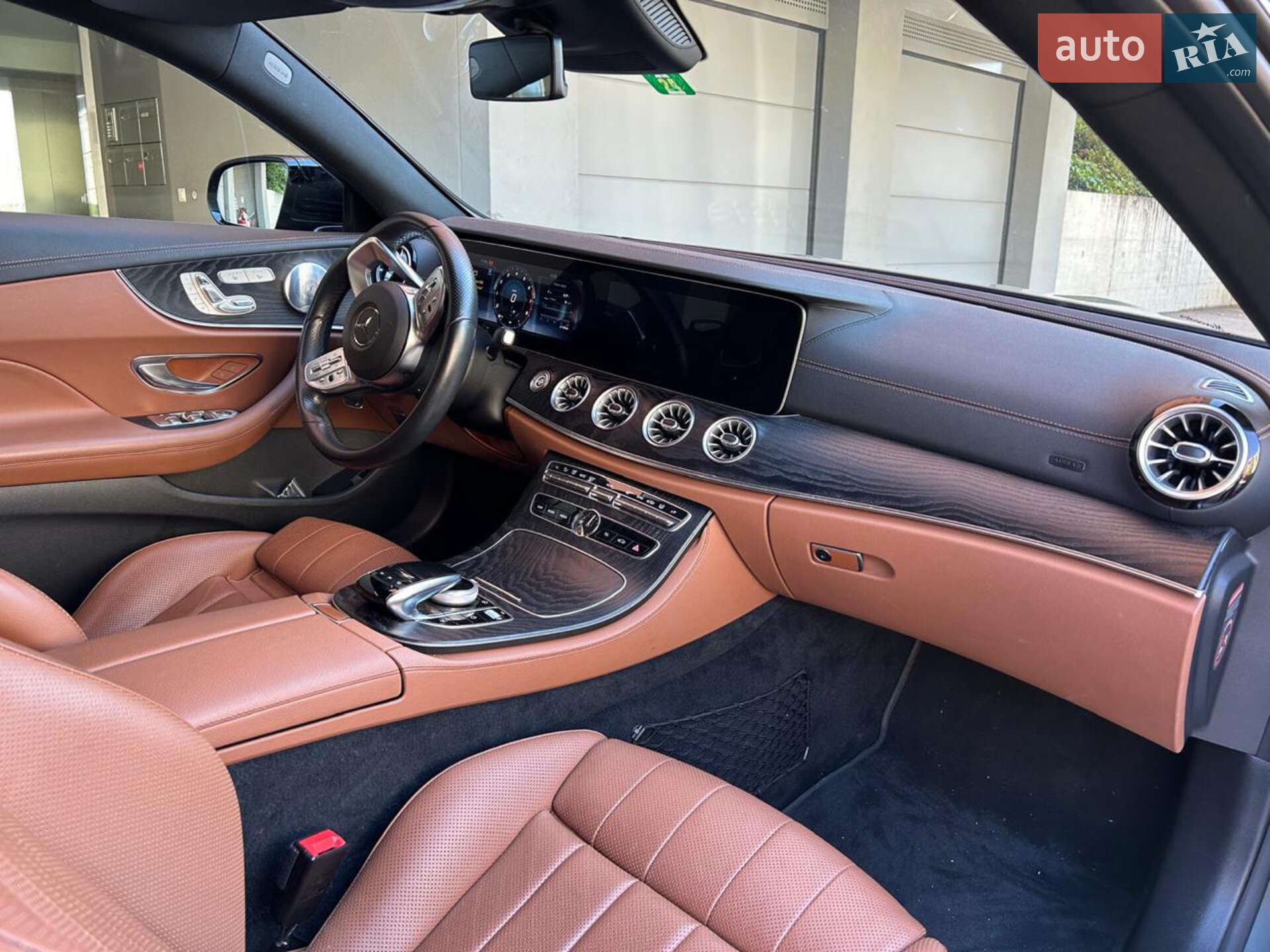 Mercedes-Benz E-Class 2019 VIN WDD2383681F123898 фото оголошення 3 з 7