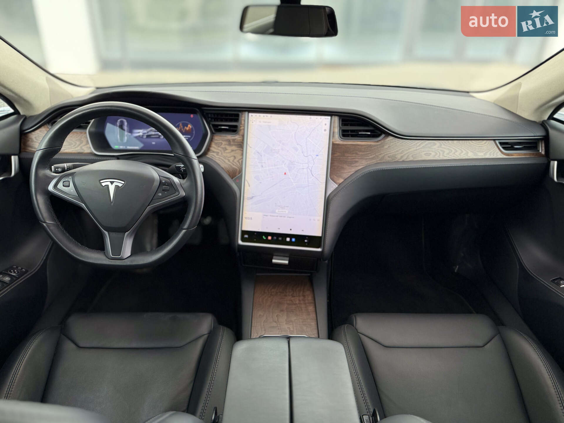 Tesla Model S 2018 VIN 5YJSA1E20JF292029 фото оголошення 16 з 19