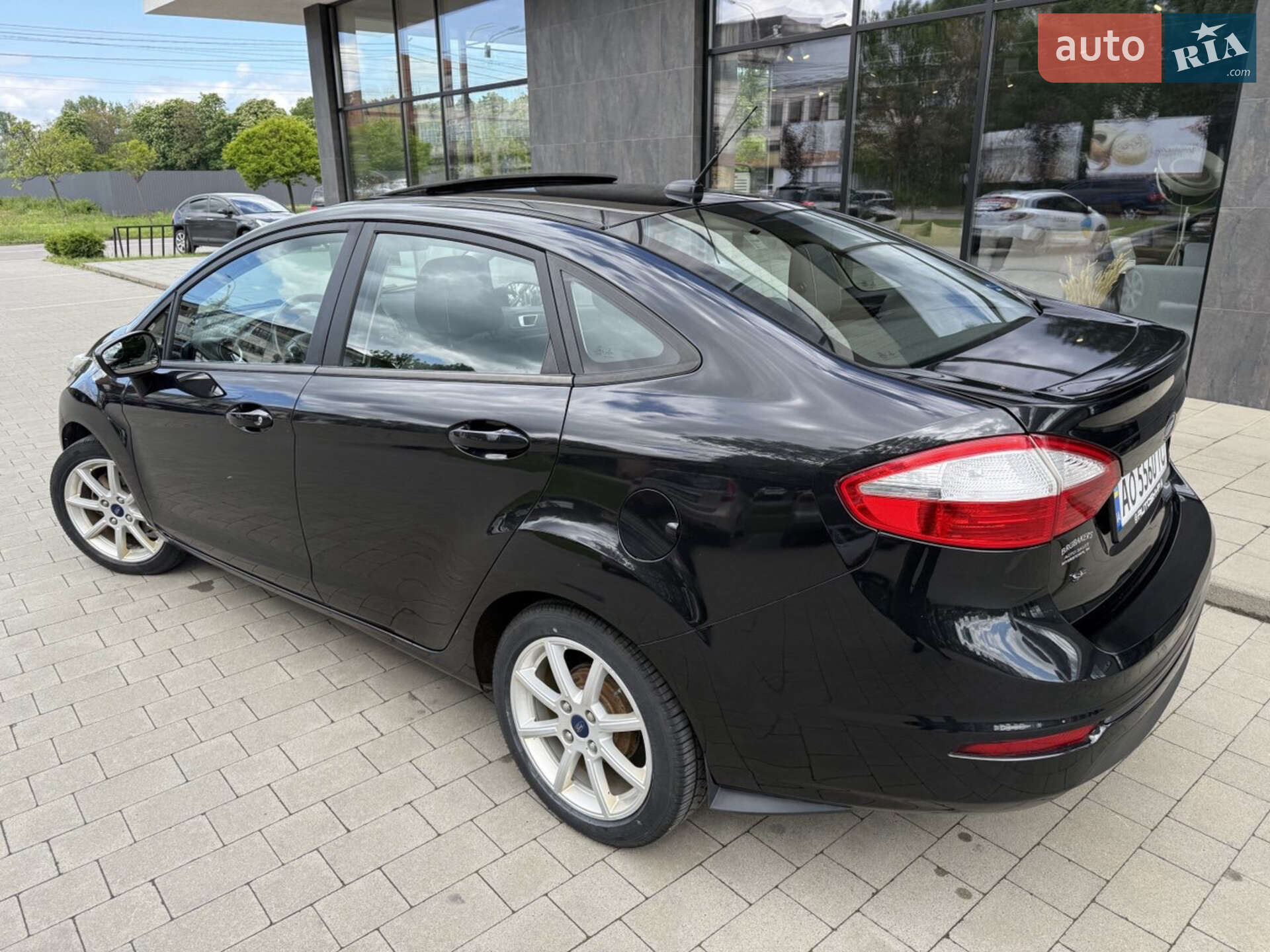 Ford Fiesta 2015 VIN 3FADP4BJ8FM178308 фото оголошення 11 з 55