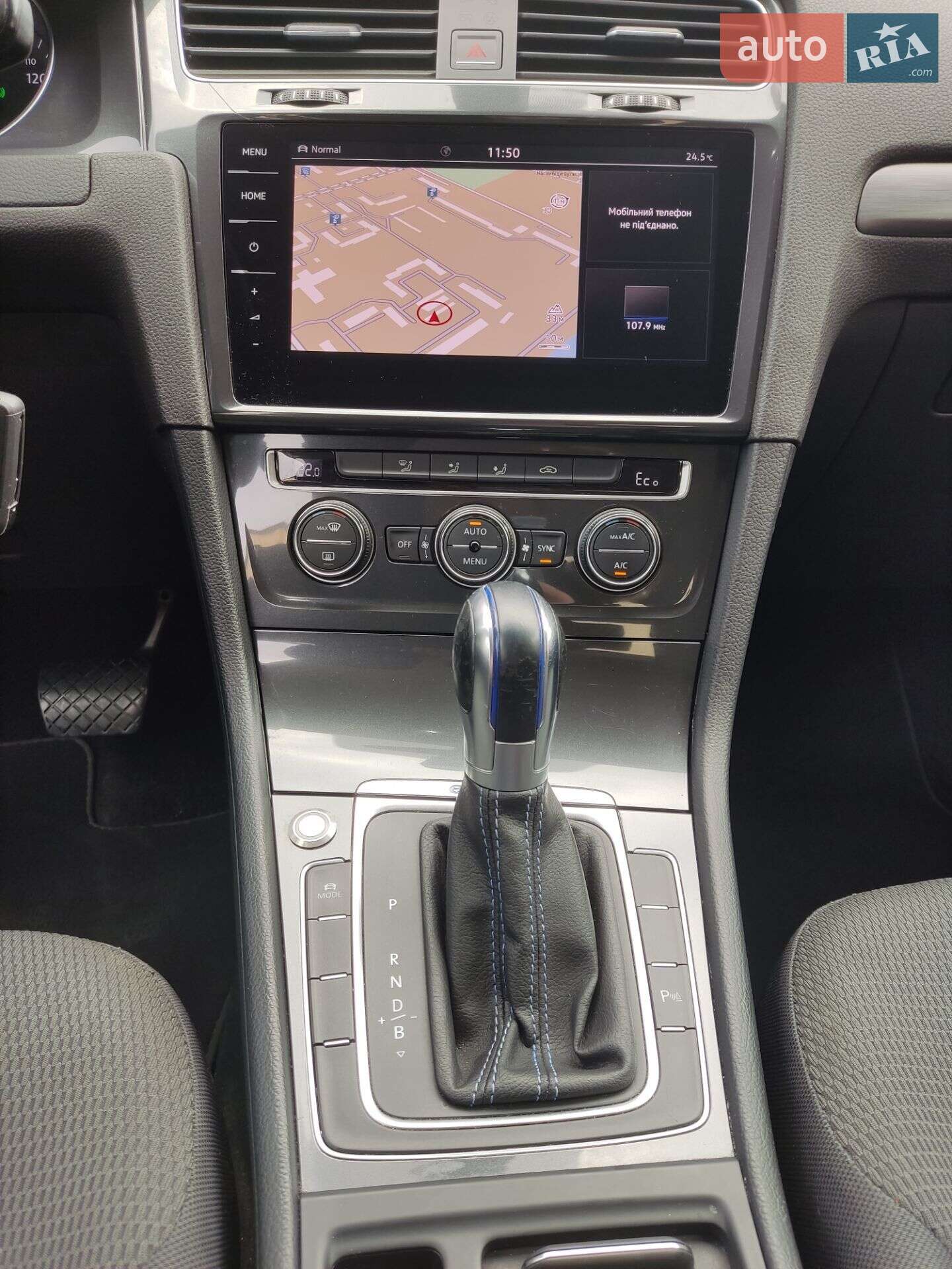 Volkswagen e-Golf 2017 VIN WVWZZZAUZJ8900710 фото оголошення 14 з 26