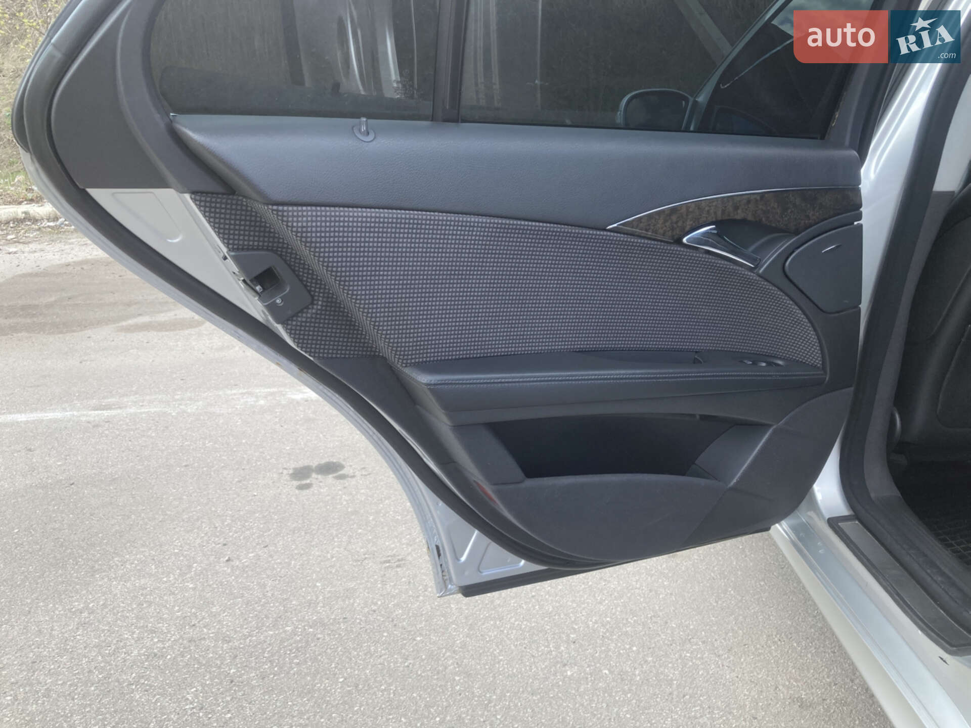 Mercedes-Benz E-Class 2005 VIN Y6D2110425A692671 фото оголошення 10 з 18