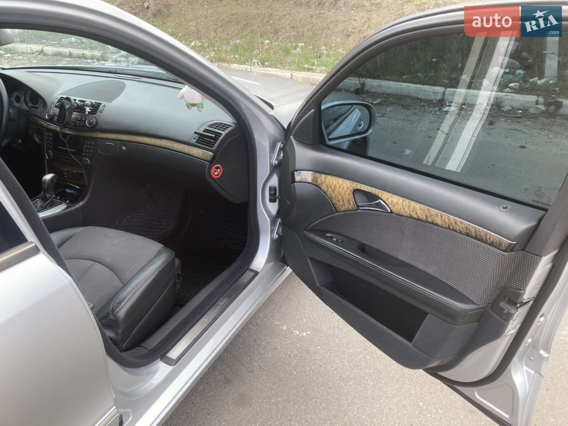 Mercedes-Benz E-Class 2005 VIN Y6D2110425A692671 фото оголошення 15 з 18