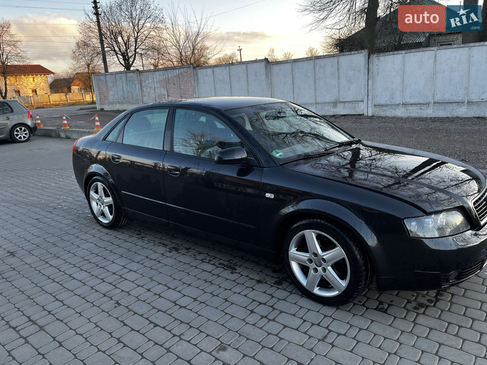 Audi A4 2004 VIN WAUZZZ8E14A243184 фото оголошення 4 з 8