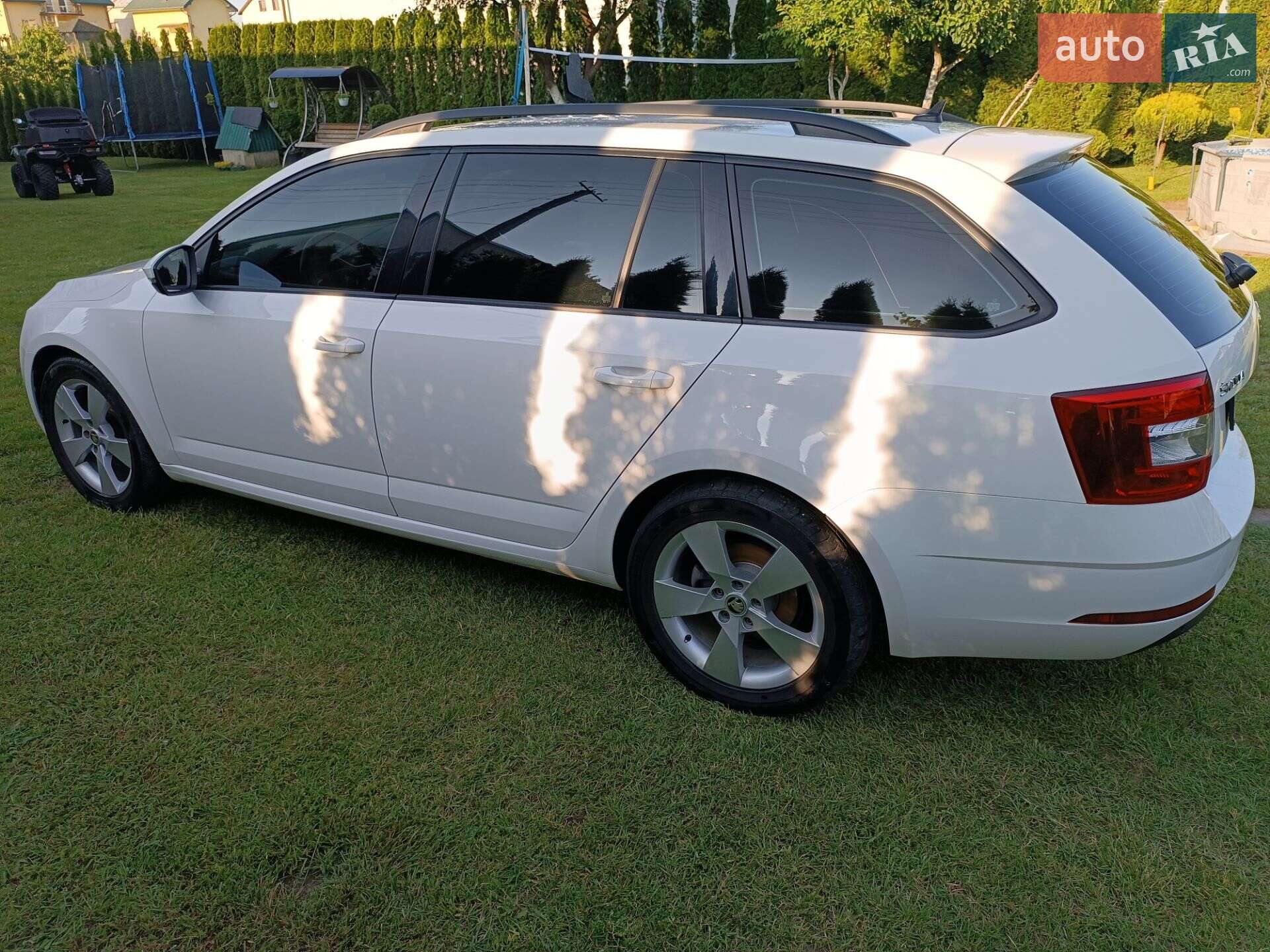Skoda Octavia 2018 VIN TMBLJ7NE8K0060134 фото оголошення 8 з 17