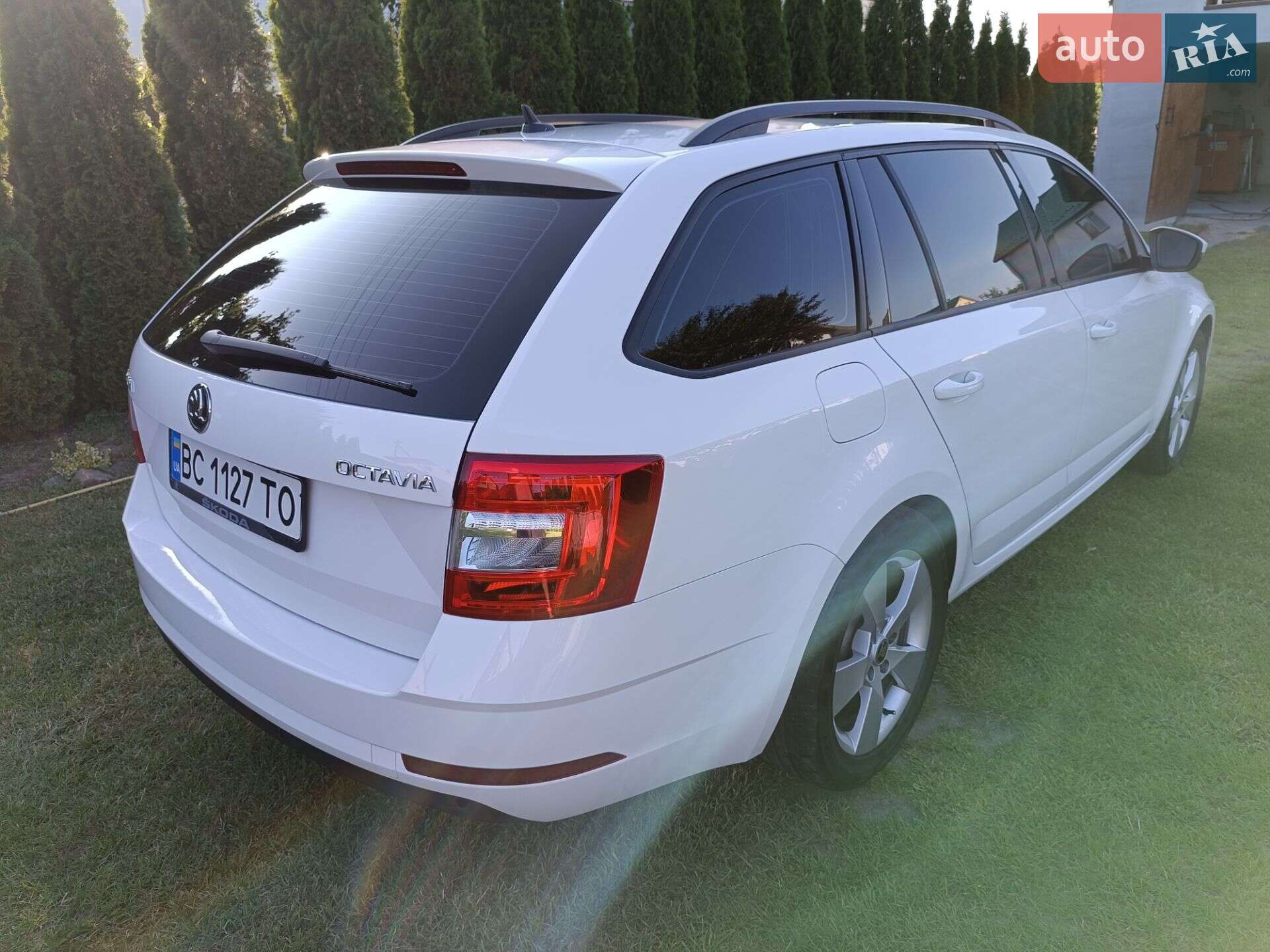 Skoda Octavia 2018 VIN TMBLJ7NE8K0060134 фото оголошення 10 з 17