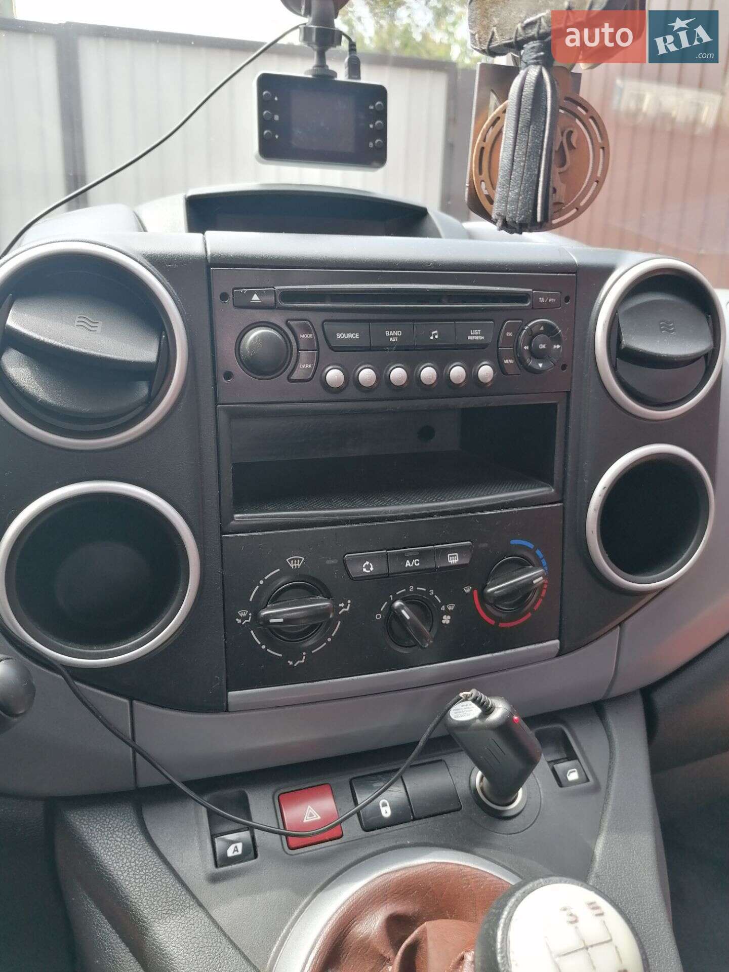 Citroen Berlingo 2010 VIN VF77N9HTCAJ764595 фото оголошення 12 з 23