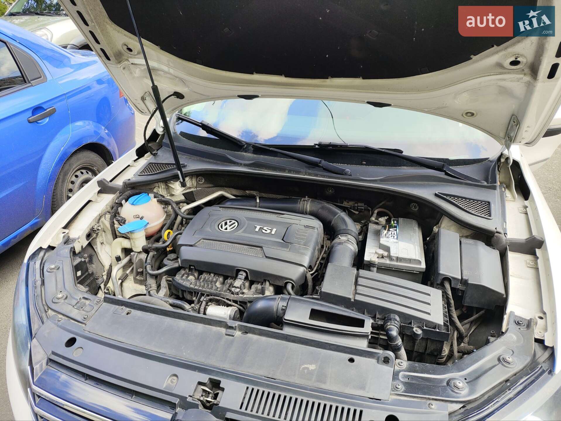 Volkswagen Passat 2014 VIN 1VWAT7A3XFC043102 фото оголошення 4 з 6